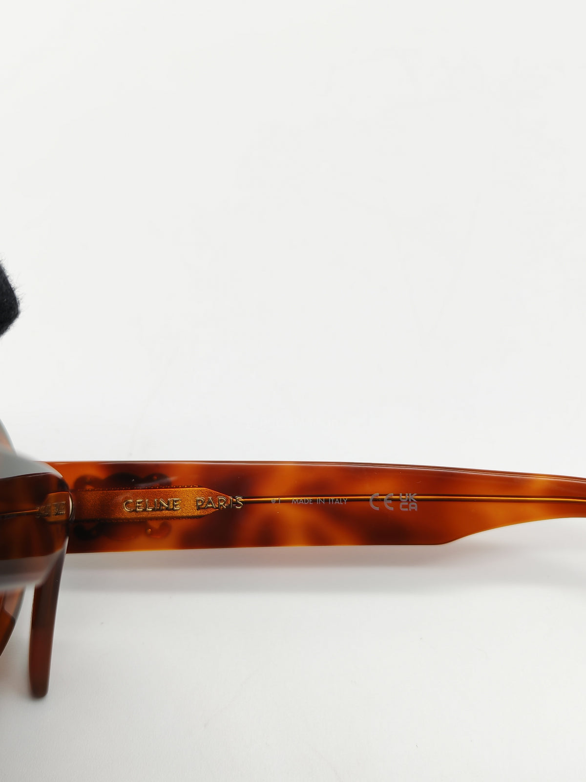 Celine Triomphe 01 Sunglasses in Tortoiseshell Acetate Oval Frames CL40194U | Purse Maison Luxury Bags Shop