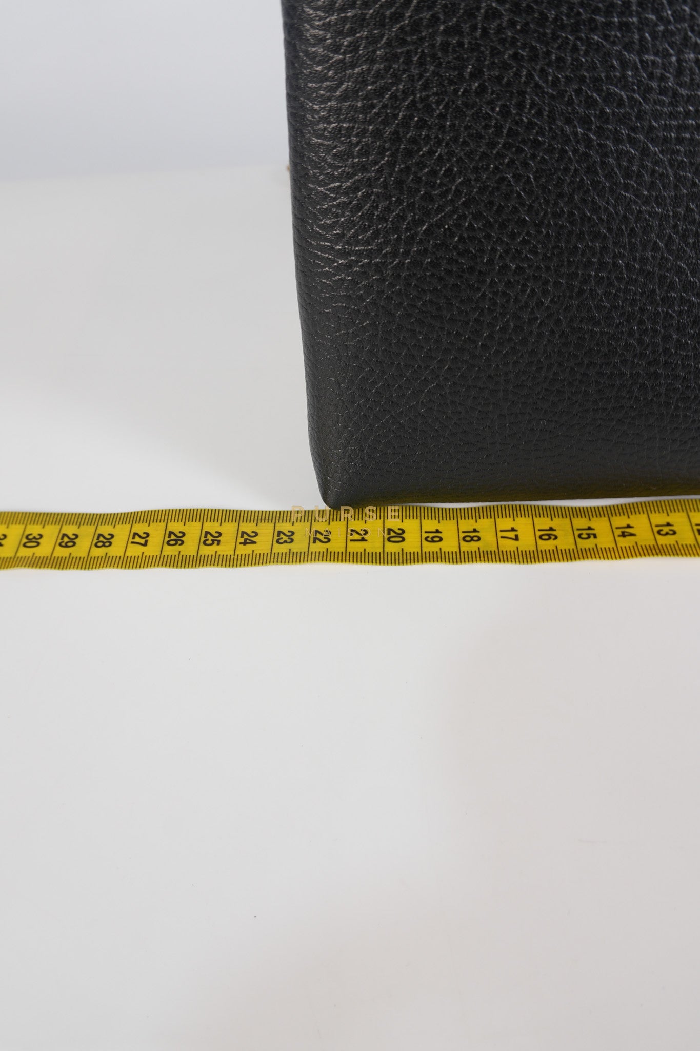 Cellarius in Black Grained Calfskin Leather Chain Pouch | Purse Maison Luxury Bags Shop