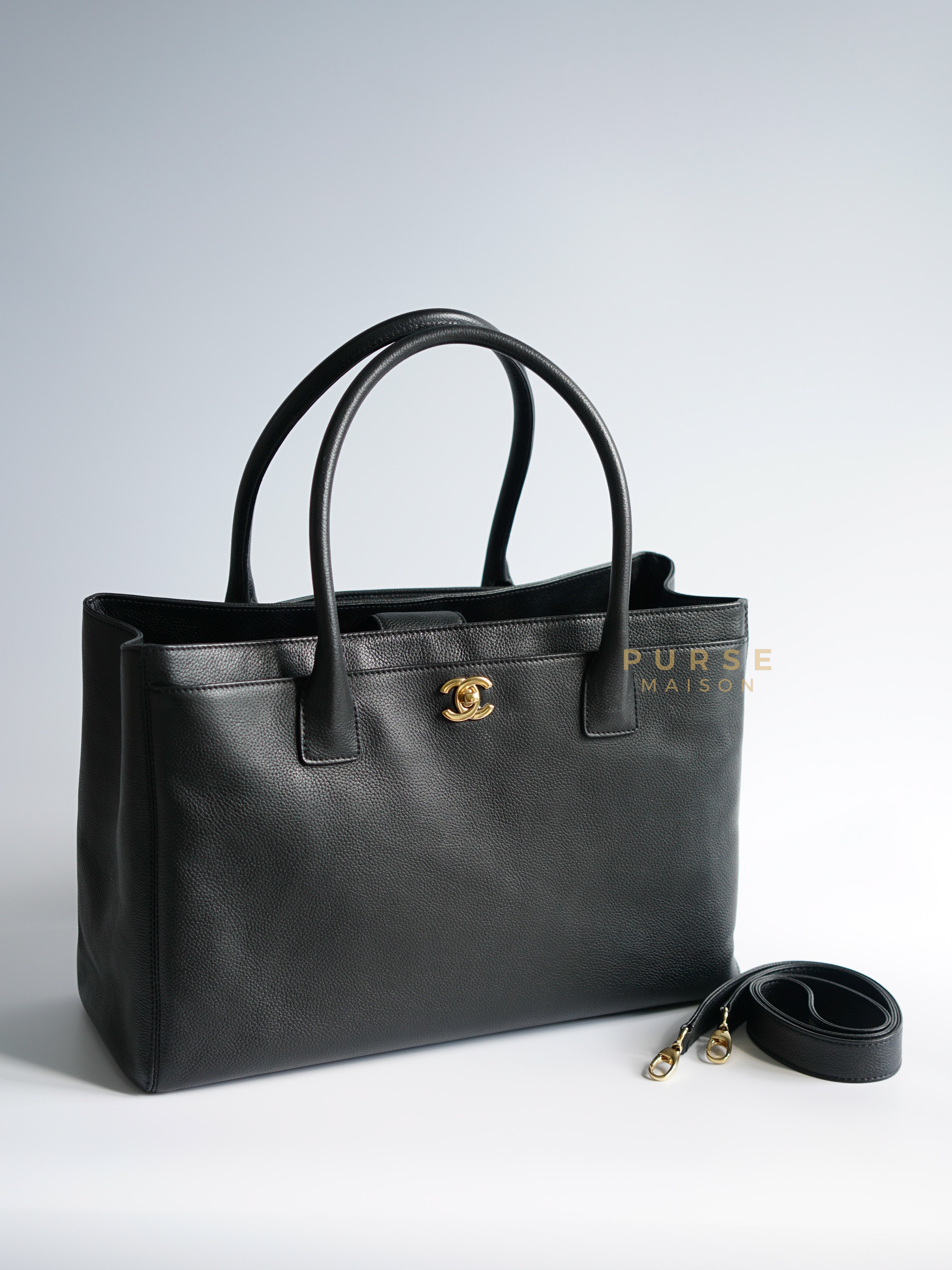 Executive tote store