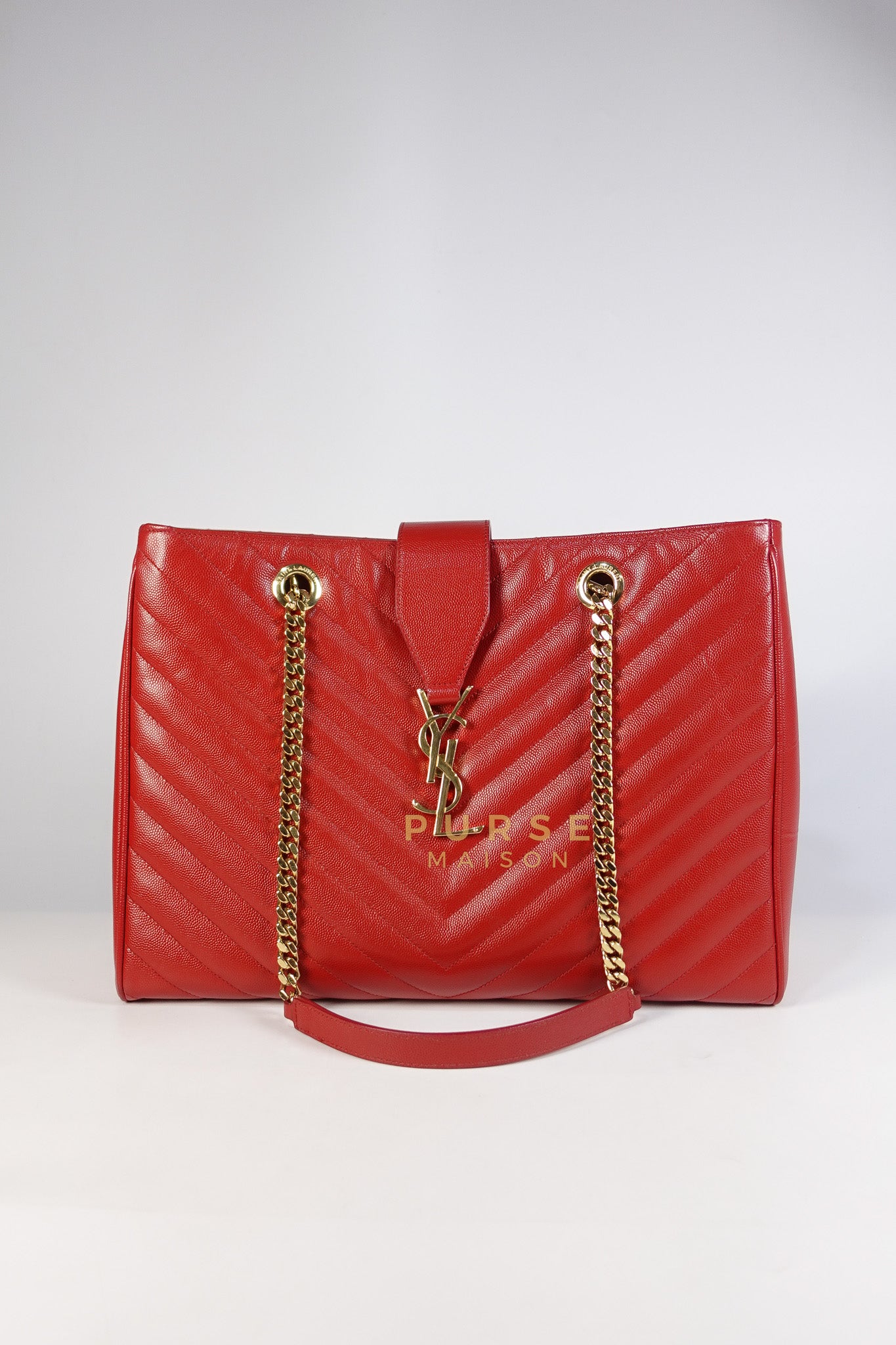 Chain Bo Cassandre Large Tote Bag in Red Chevron Quilted Grained Leather Monogram | Purse Maison Luxury Bags Shop