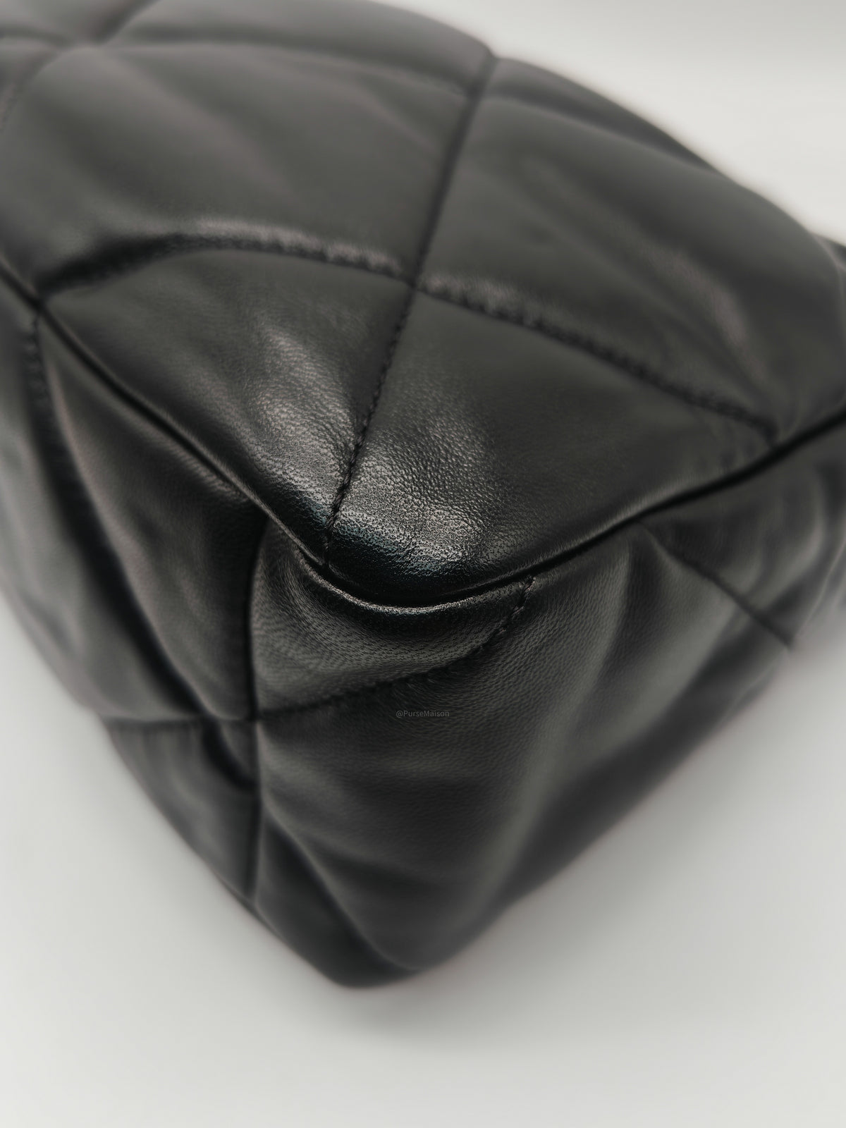 Chanel 19 Flap Bag Medium in Black Lambskin Leather Mix Hardware (Microchip) | Purse Maison Luxury Bags Shop