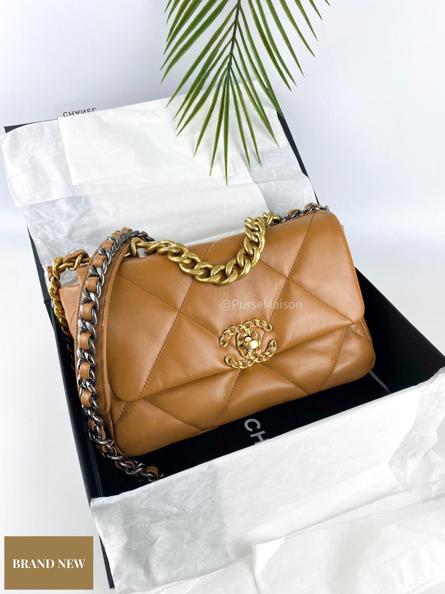 Chanel Small 19 flap bag gold lambskin 21P