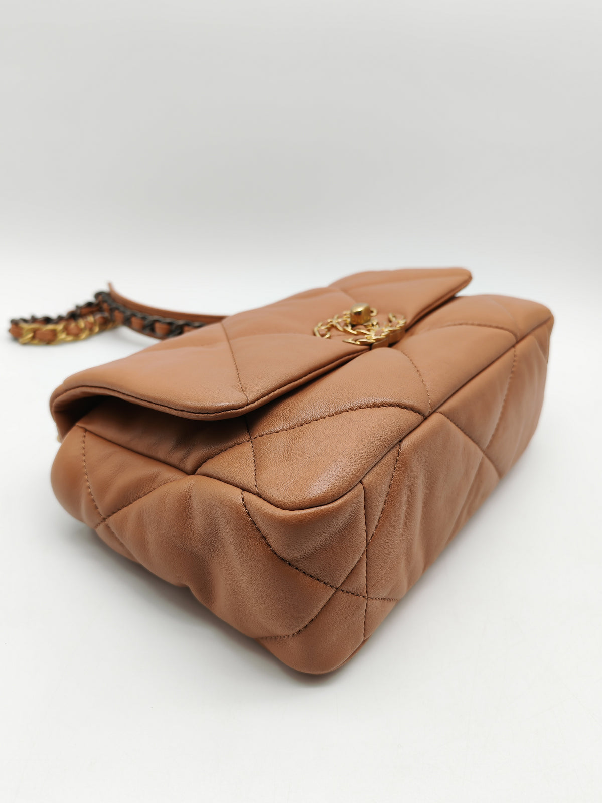 Chanel 19 Small Flap Bag in Caramel Quilted Lambskin Leather and Mixed Hardware Microchip (UP****GL) | Purse Maison Luxury Bags Shop