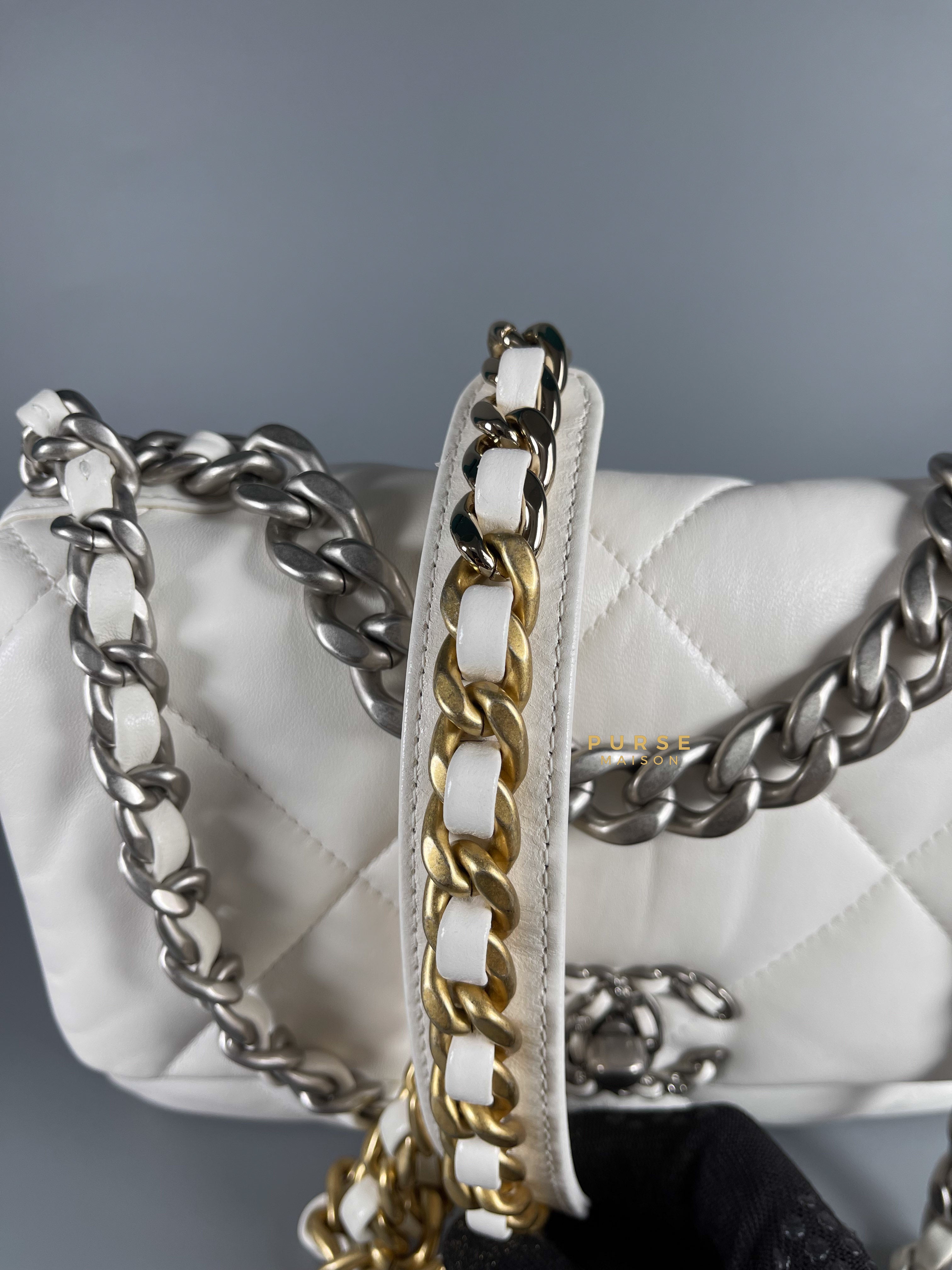 Chanel 19 bag discount white