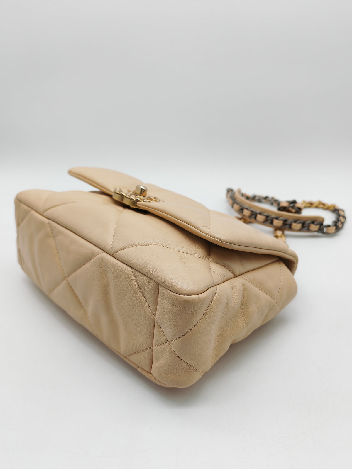 Chanel 19 Small in Beige Quilted Lambskin Leather and Mix Hardware Series 30 | Purse Maison Luxury Bags Shop