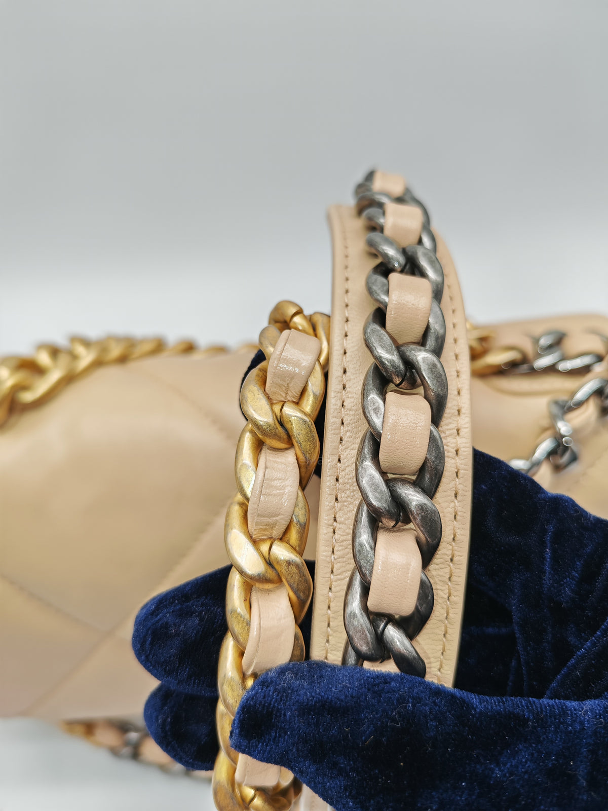 Chanel 19 Small in Beige Quilted Lambskin Leather and Mix Hardware Series 30 | Purse Maison Luxury Bags Shop