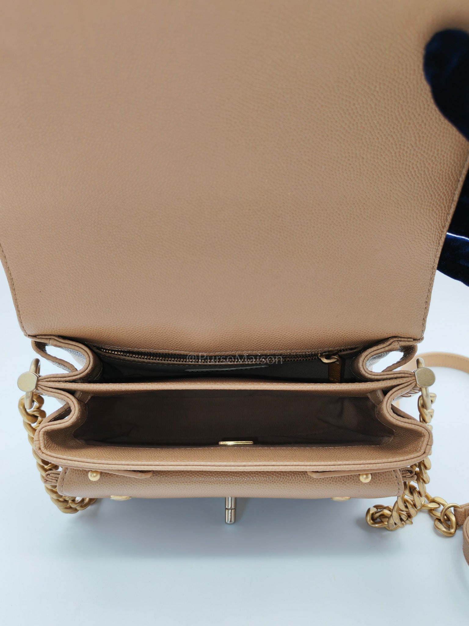 21k Messenger Bag Small in Dark Biege Caviar Leather Aged Gold Hardware (Microchip) | Purse Maison Luxury Bags Shop