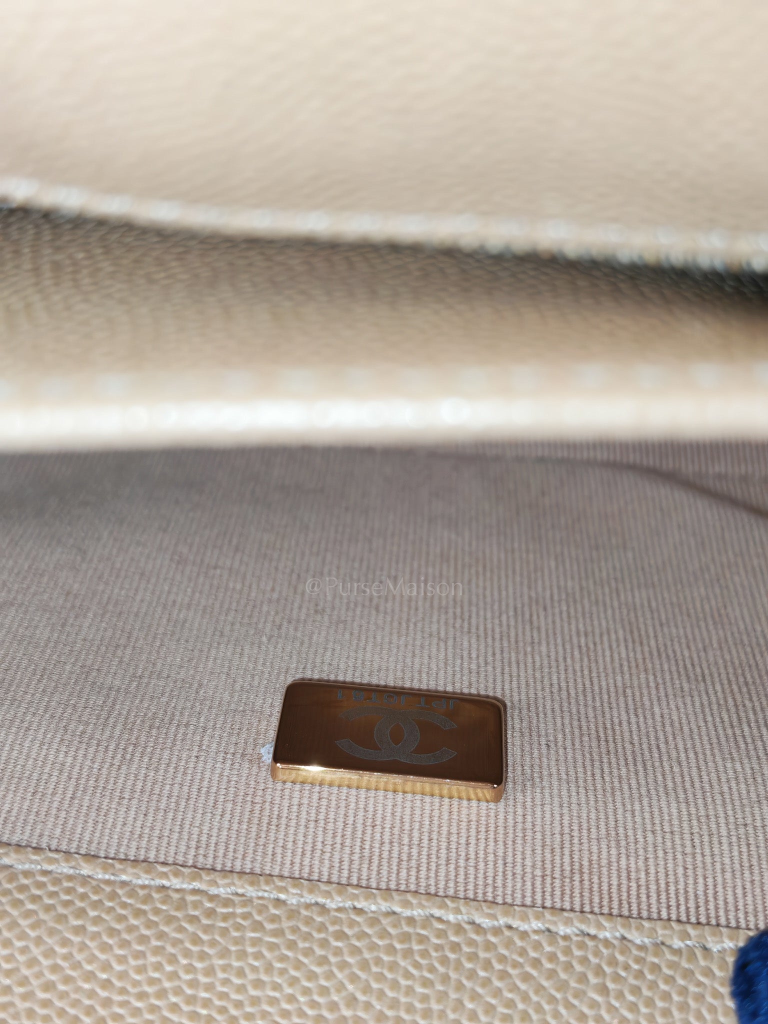 21k Messenger Bag Small in Dark Biege Caviar Leather Aged Gold Hardware (Microchip) | Purse Maison Luxury Bags Shop