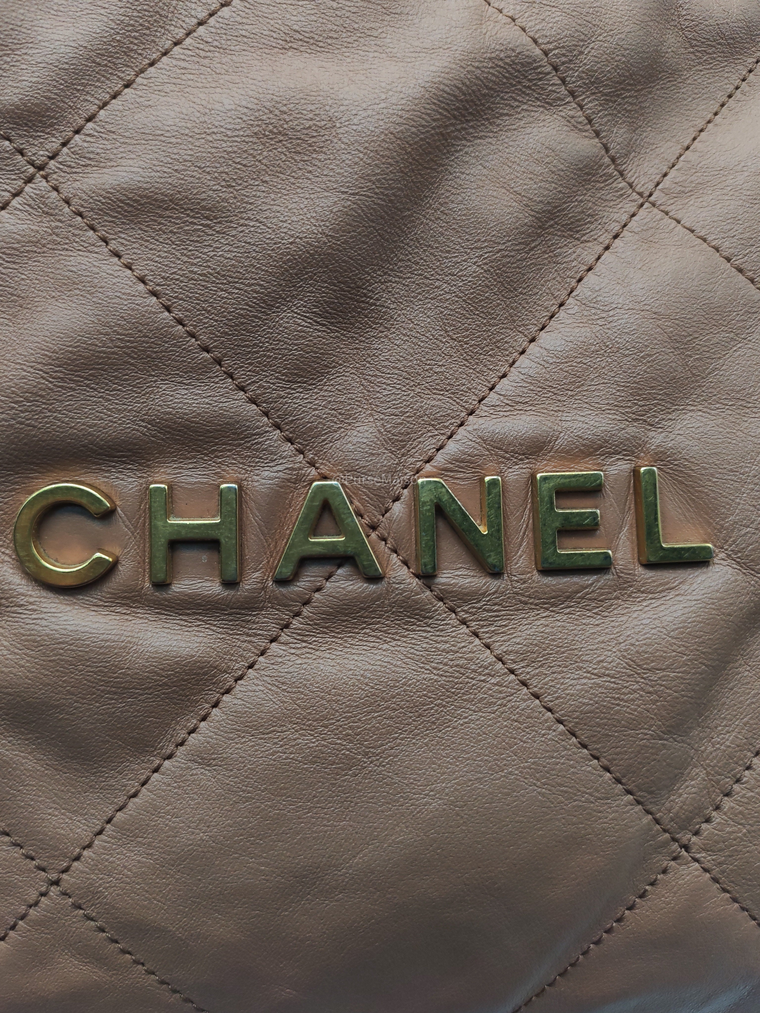 Chanel 22 Medium in Caramel Calfskin Leather Aged Gold Hardware (Microchip) | Purse Maison Luxury Bags Shop