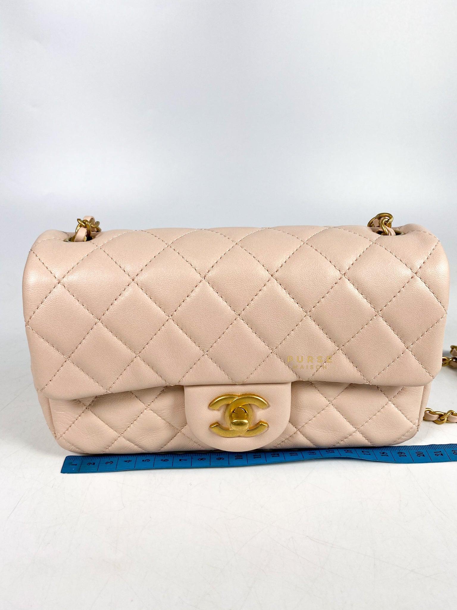 Chanel sale beige purse