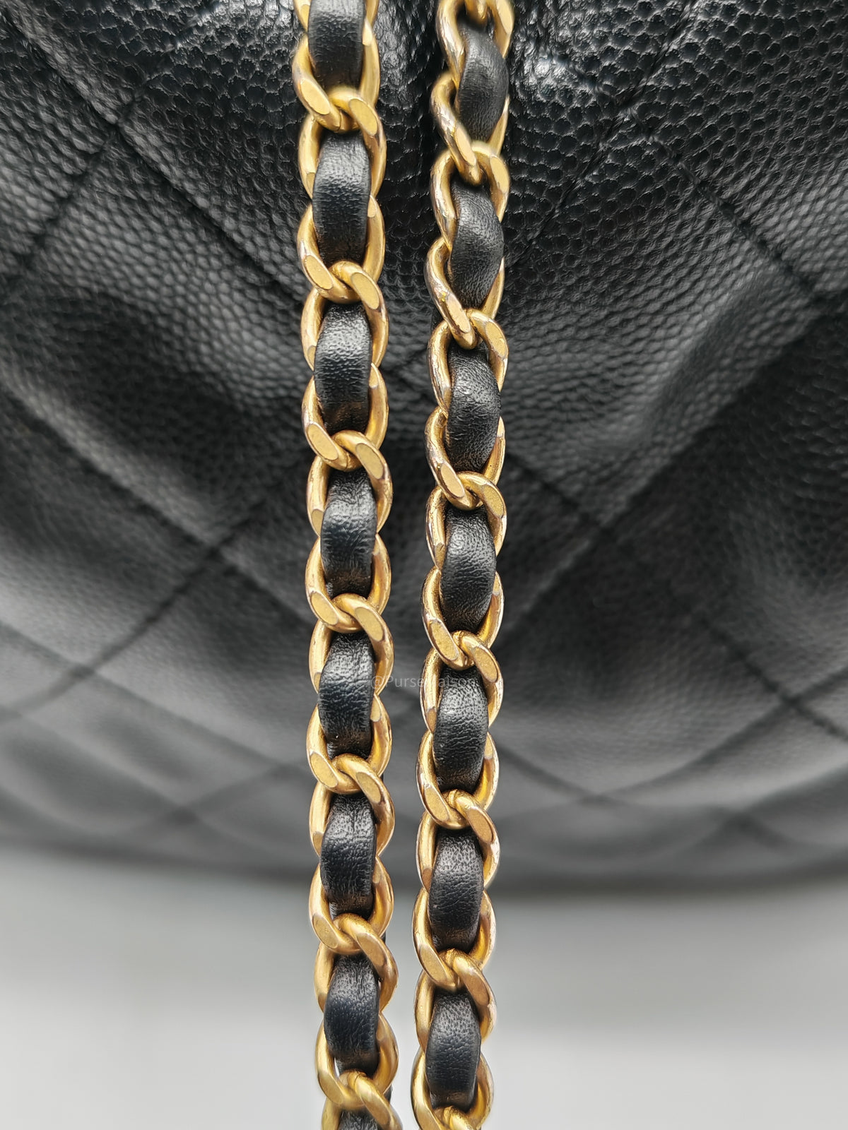 Chanel 25 Hobo Bag Medium in Black Caviar Leather Aged Gold Hardware (Microchip) | Purse Maison Luxury Bags Shop