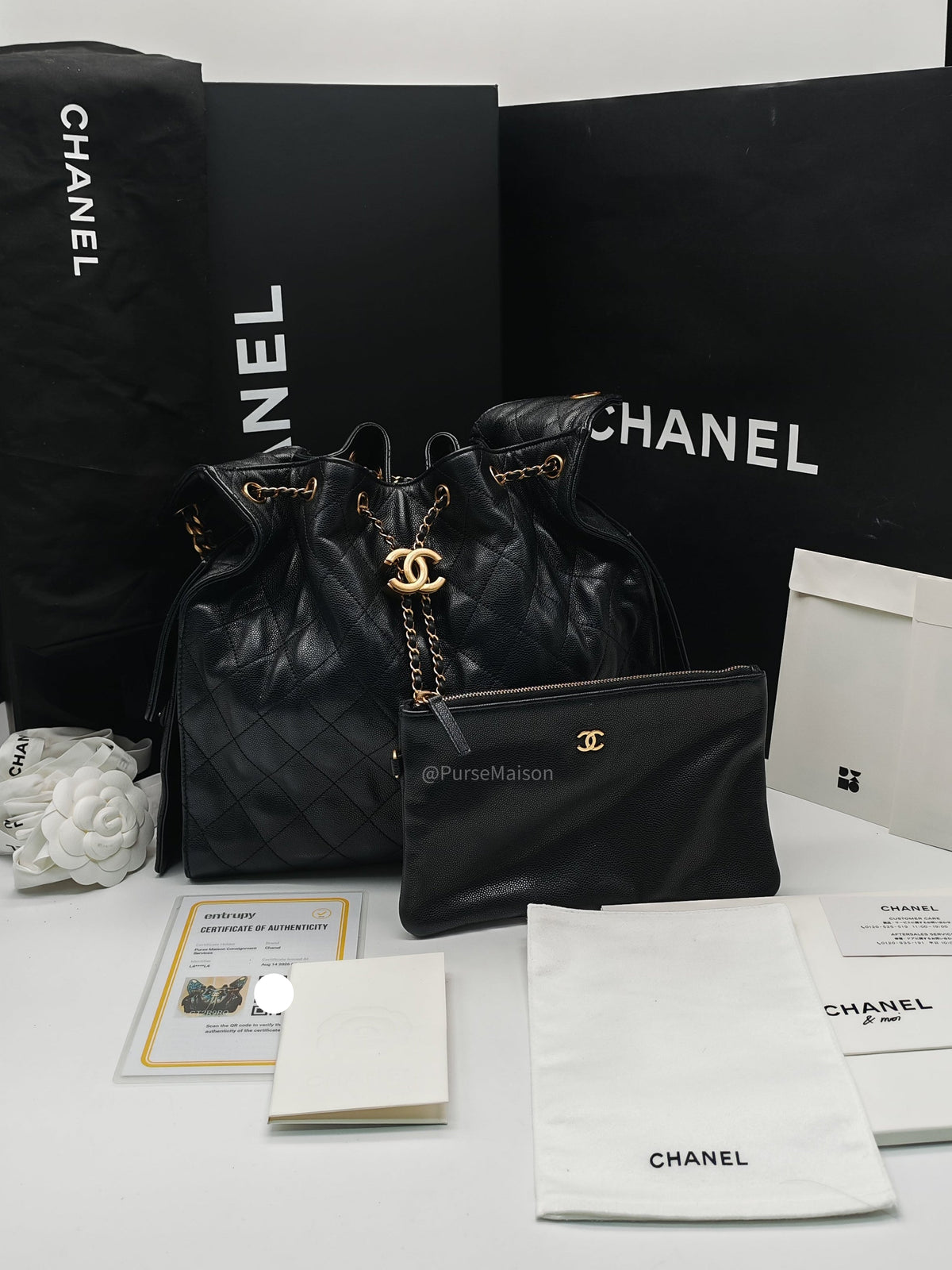 Chanel 25 Hobo Bag Medium in Black Caviar Leather Aged Gold Hardware (Microchip) | Purse Maison Luxury Bags Shop