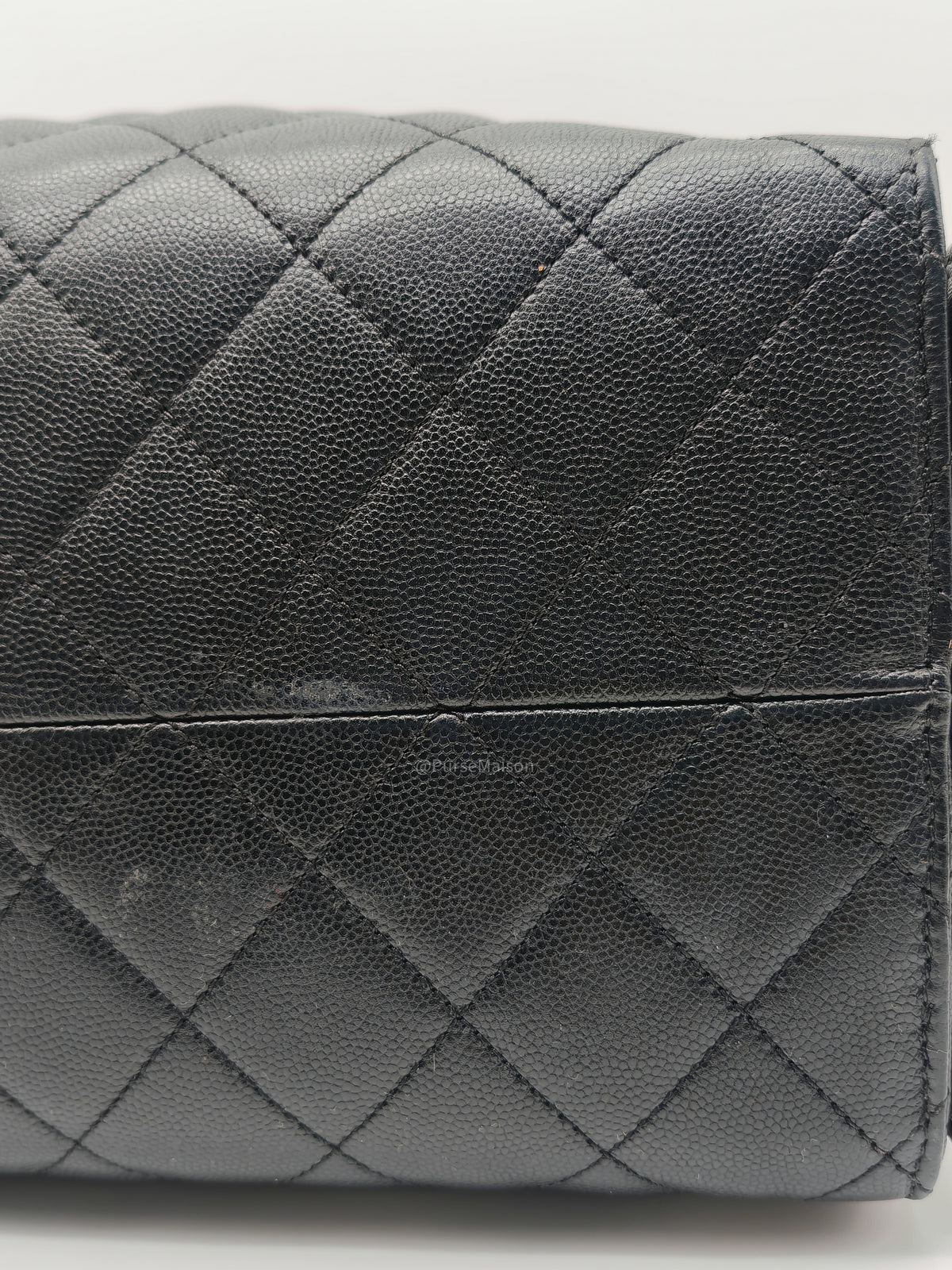Chanel 25 Hobo Bag Medium in Black Caviar Leather Aged Gold Hardware (Microchip) | Purse Maison Luxury Bags Shop