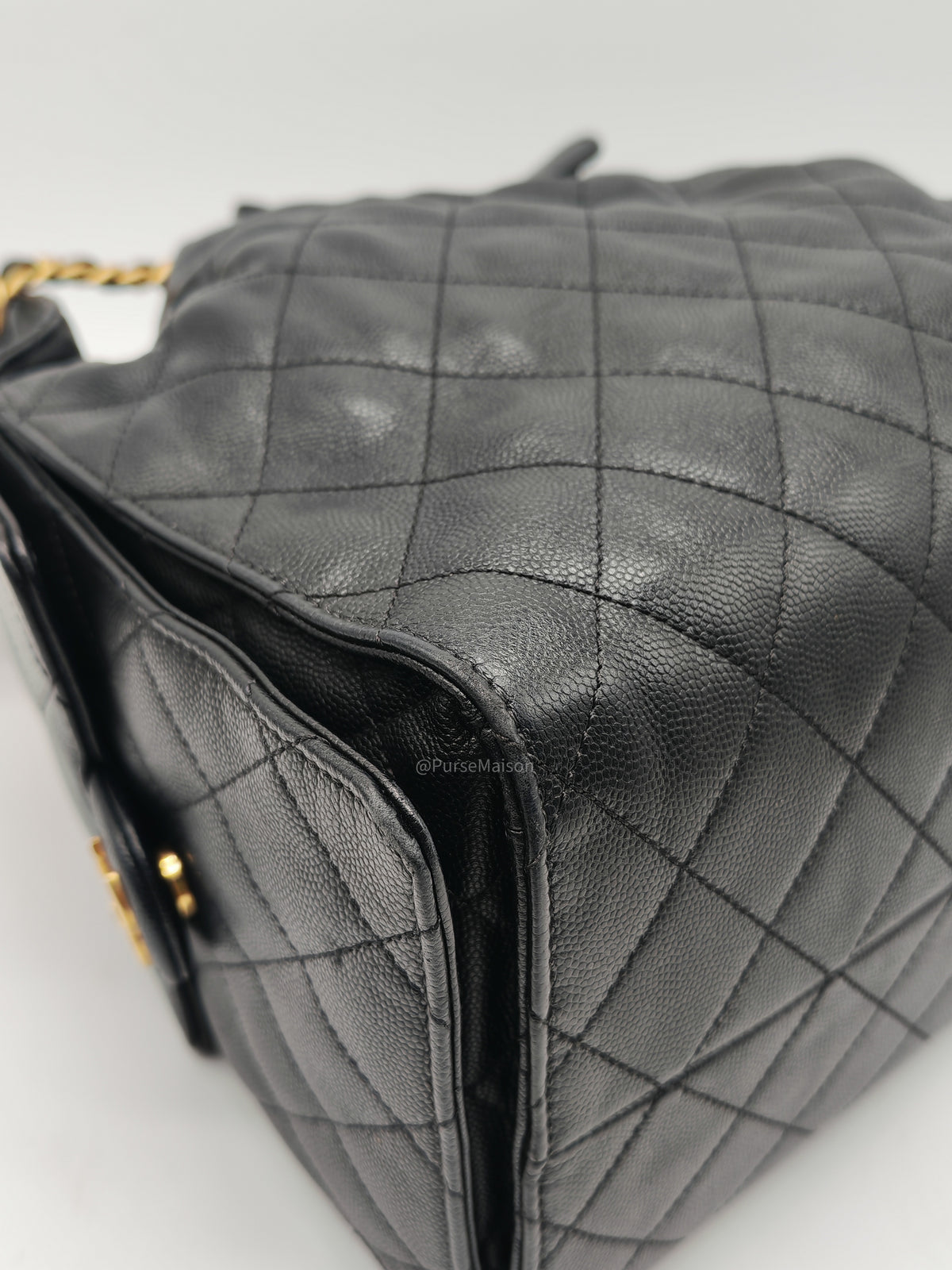Chanel 25 Hobo Bag Medium in Black Caviar Leather Aged Gold Hardware (Microchip) | Purse Maison Luxury Bags Shop