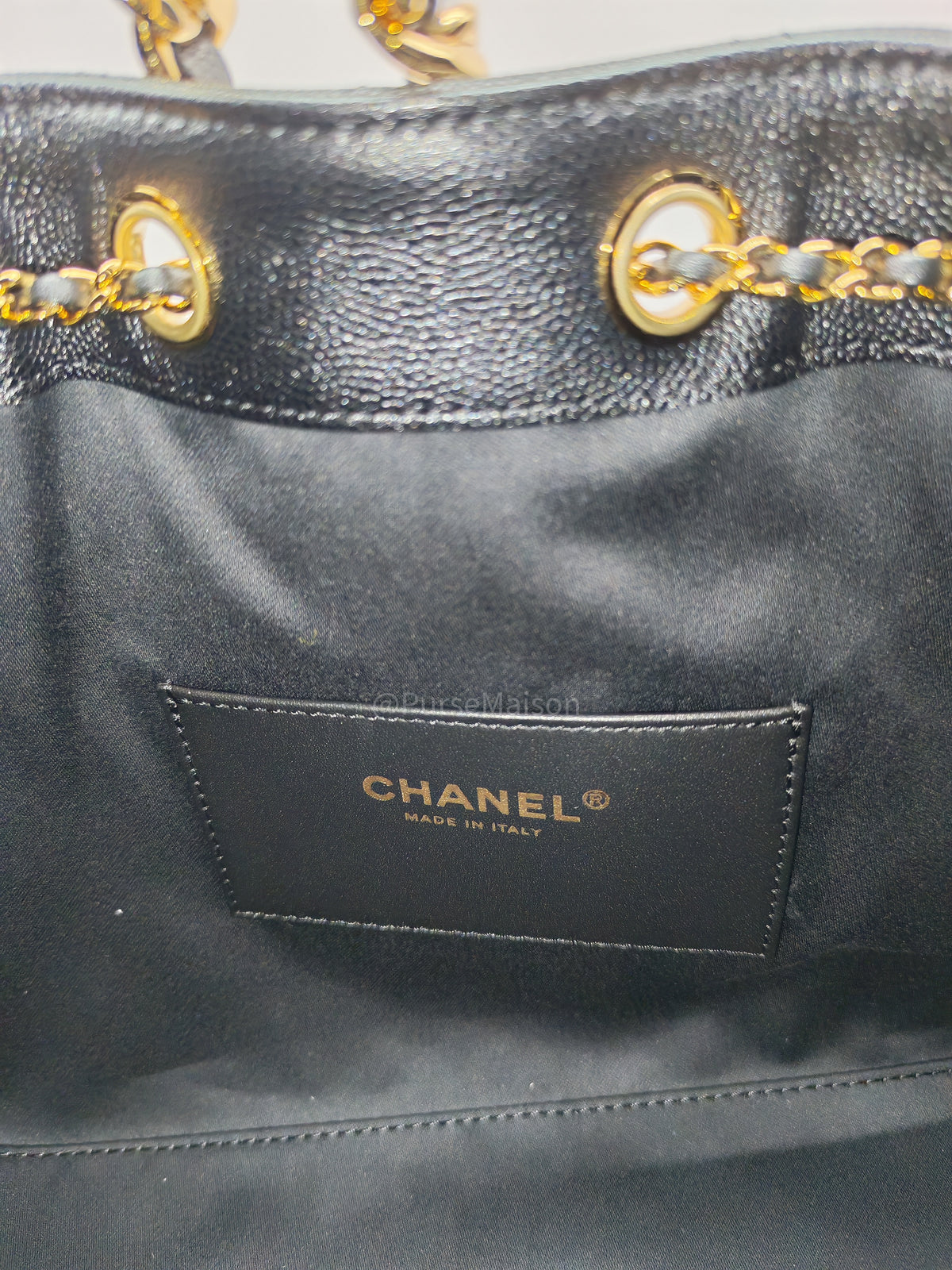 Chanel 25 Hobo Bag Small in Black Caviar Leather Shiny Gold Hardware (Microchip) | Purse Maison Luxury Bags Shop