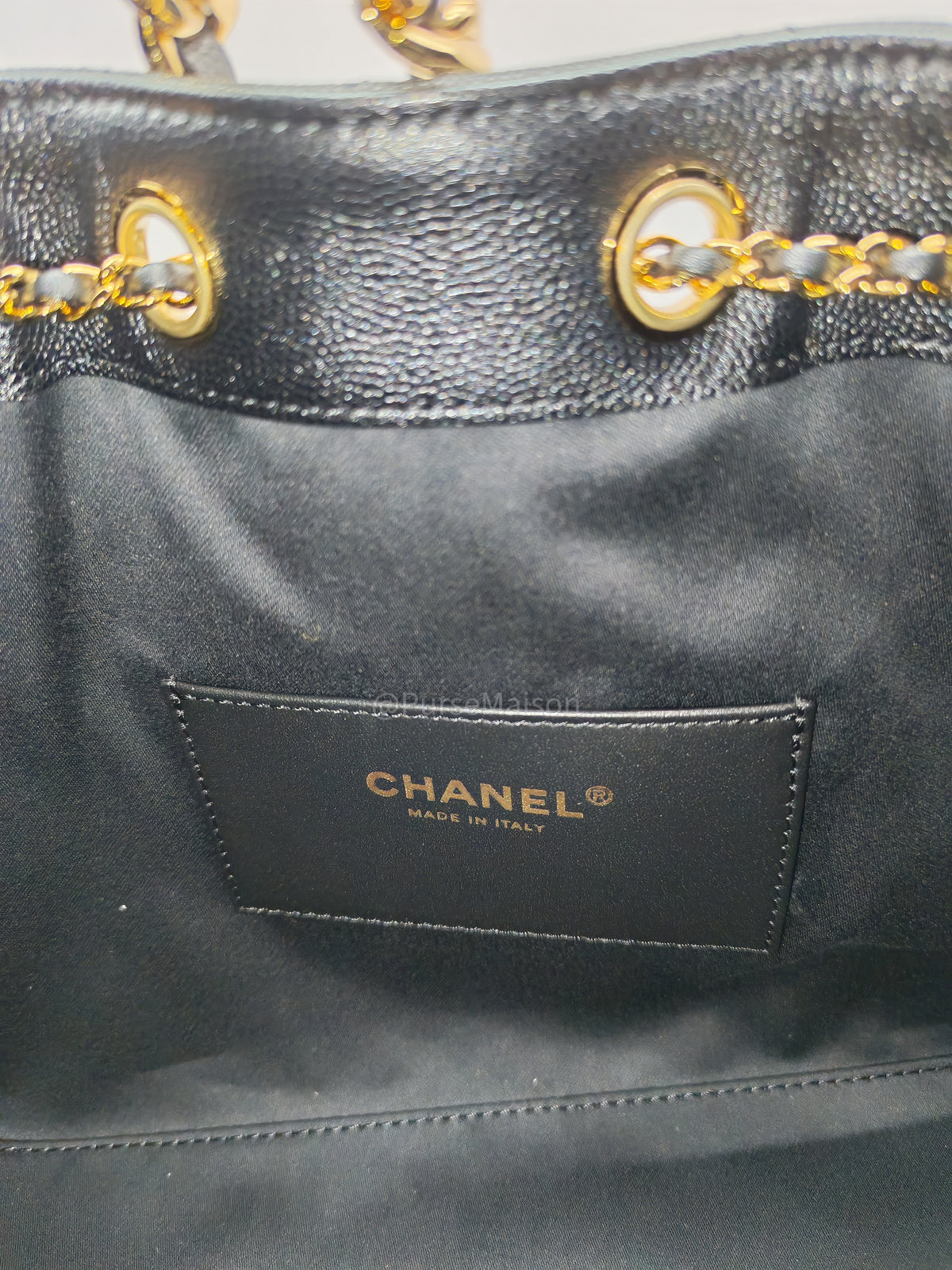Chanel 25 Hobo Bag Small in Black Caviar Leather Shiny Gold Hardware (Microchip) | Purse Maison Luxury Bags Shop