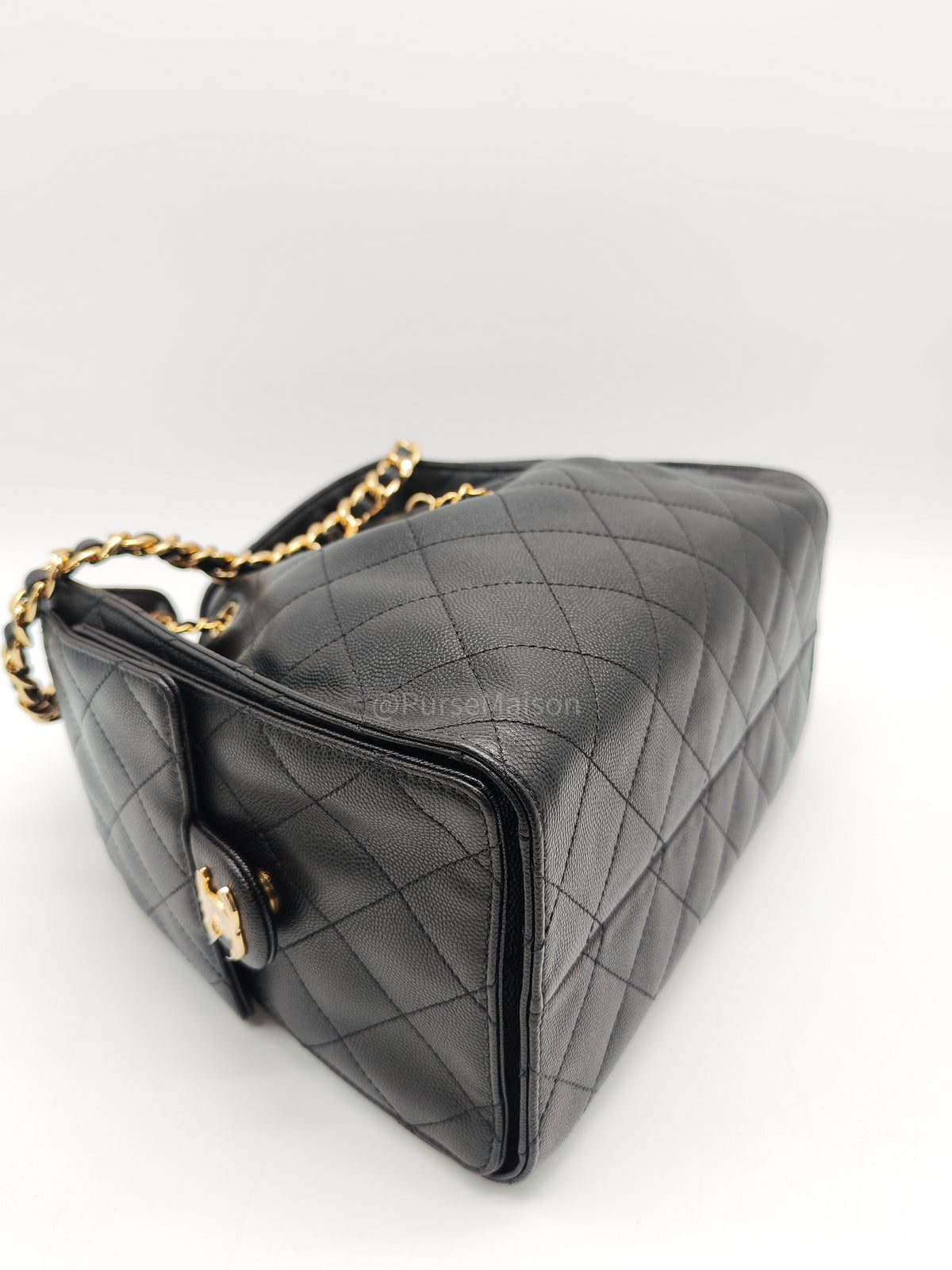 Chanel 25 Hobo Bag Small in Black Caviar Leather Shiny Gold Hardware (Microchip) | Purse Maison Luxury Bags Shop