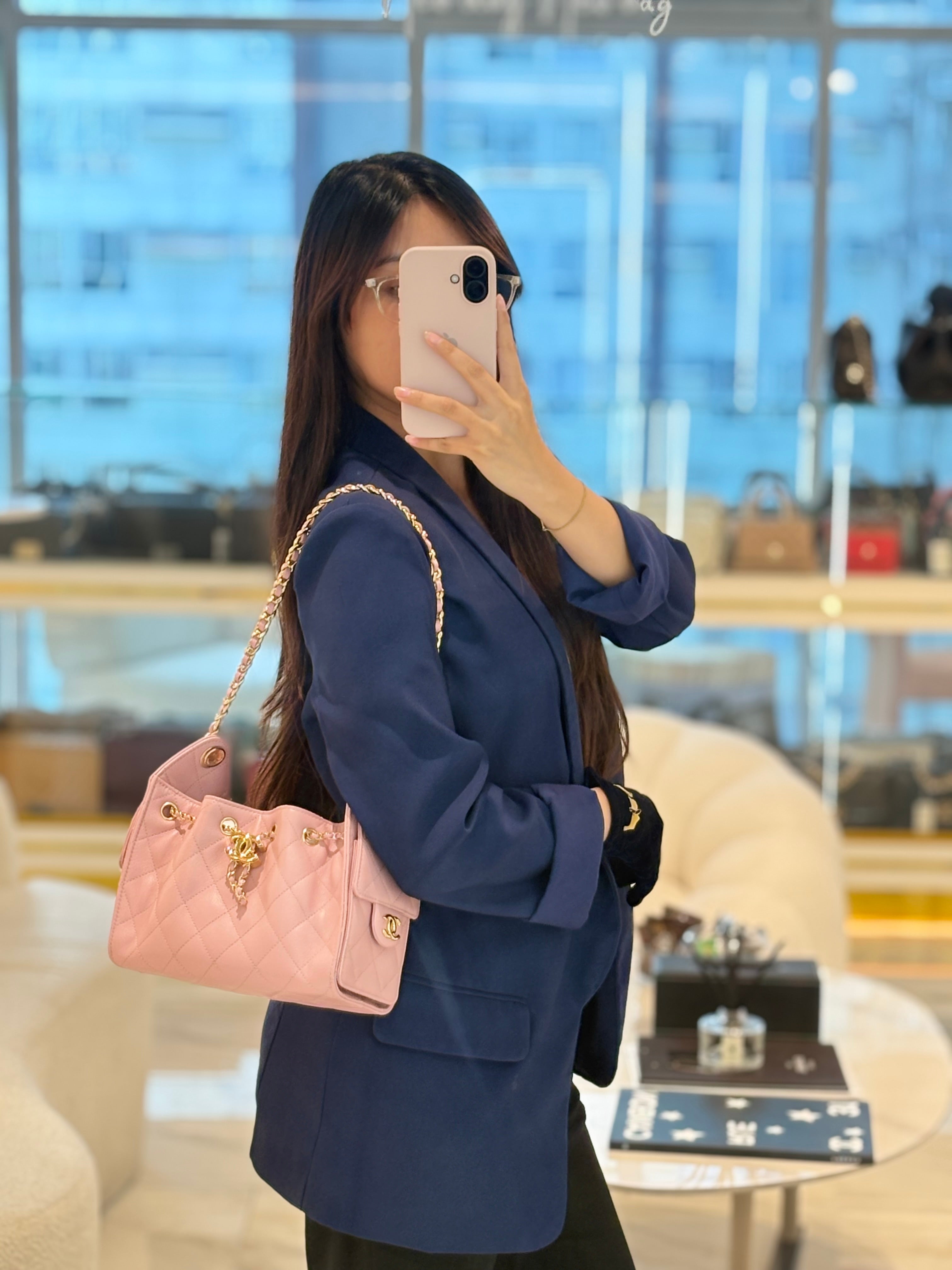 25 Mini in Pink Caviar Leather and Shiny Rosegold Hardware Microchip | Purse Maison Luxury Bags Shop