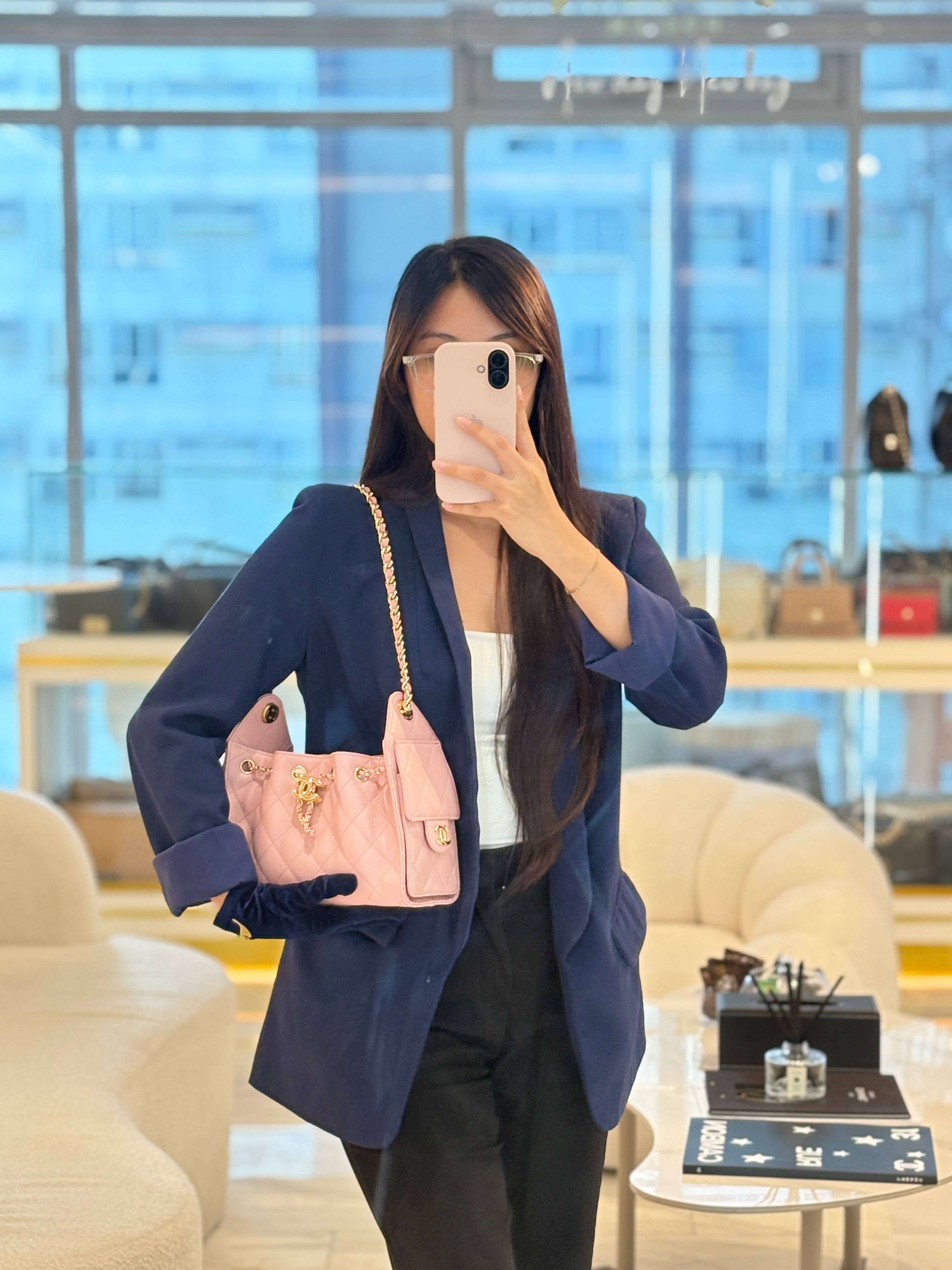 25 Mini in Pink Caviar Leather and Shiny Rosegold Hardware Microchip | Purse Maison Luxury Bags Shop