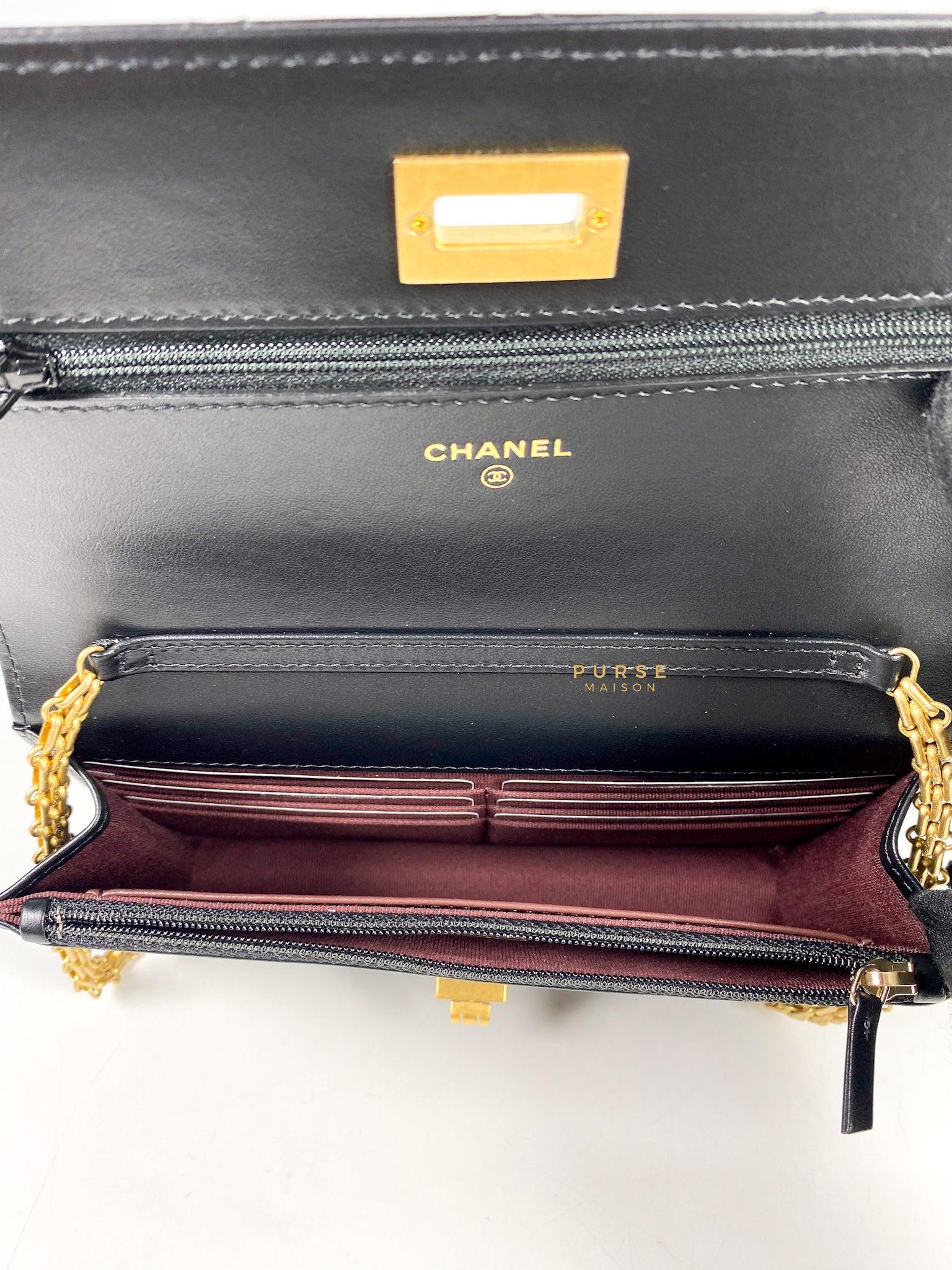 Chanel reissue wallet on on sale chain