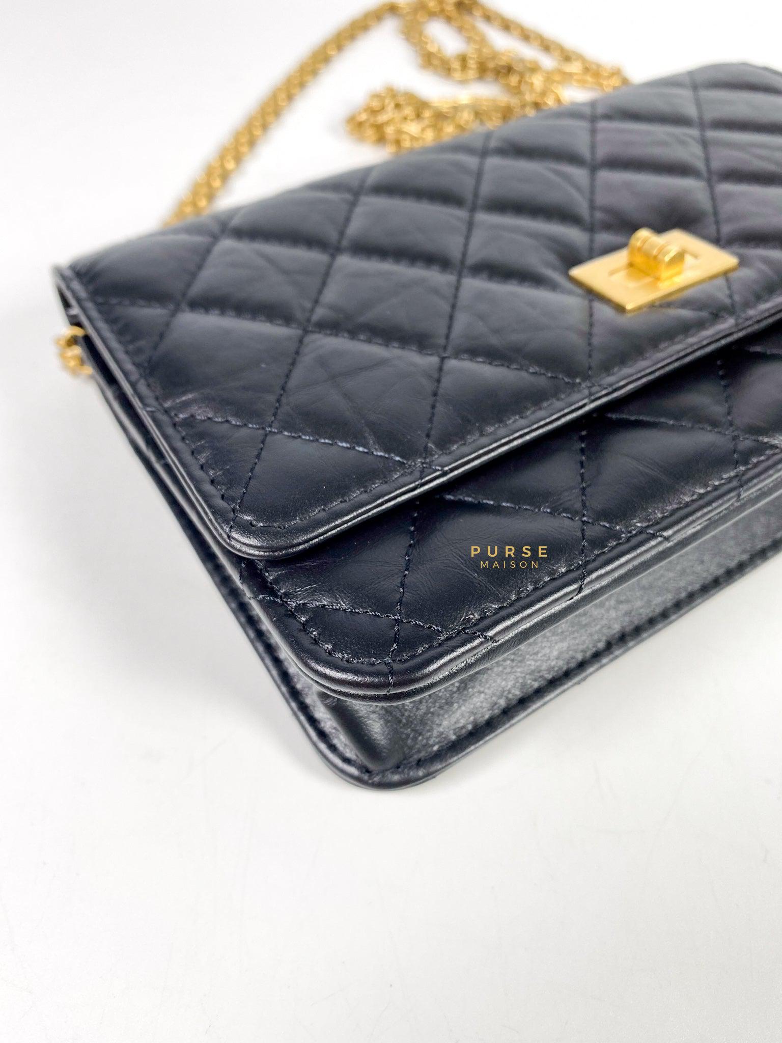 2.55 Long flap wallet - Aged calfskin & gold-tone metal, black — Fashion