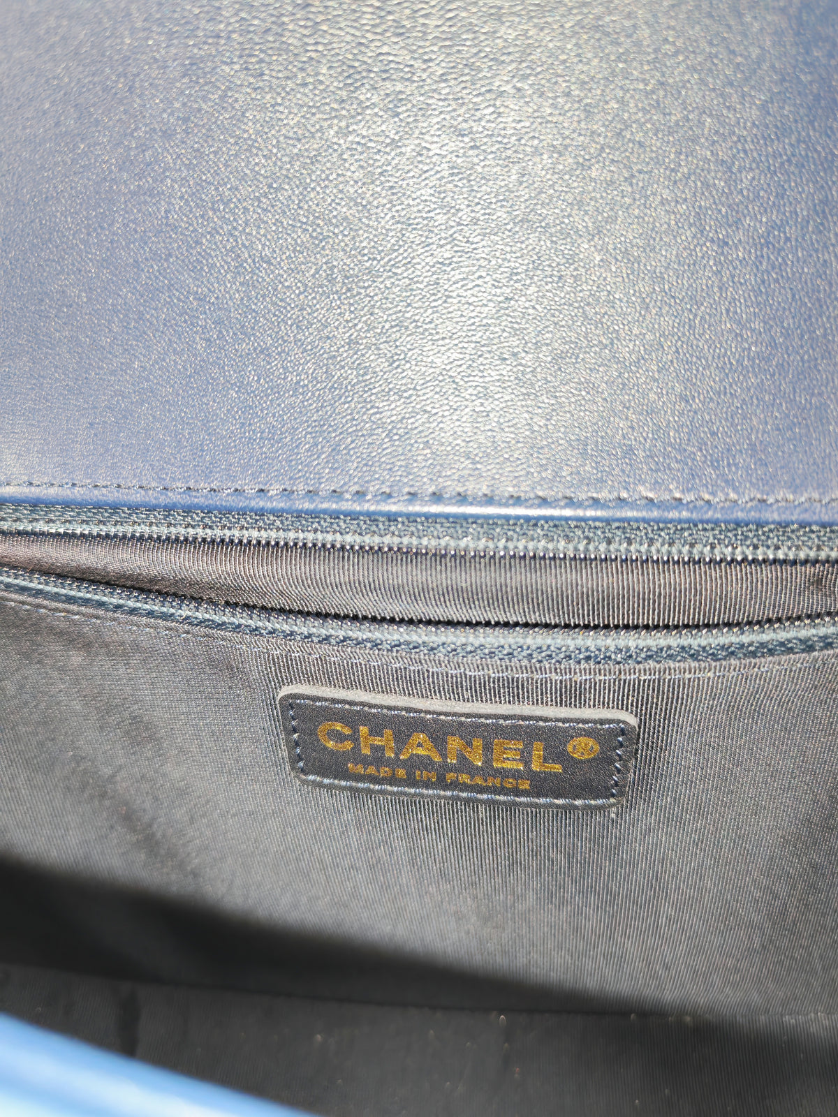 Chanel Boy Old Medium in Blue Quilted Lambskin Leather and Aged Gold Hardware Series 21 | Purse Maison Luxury Bags Shop