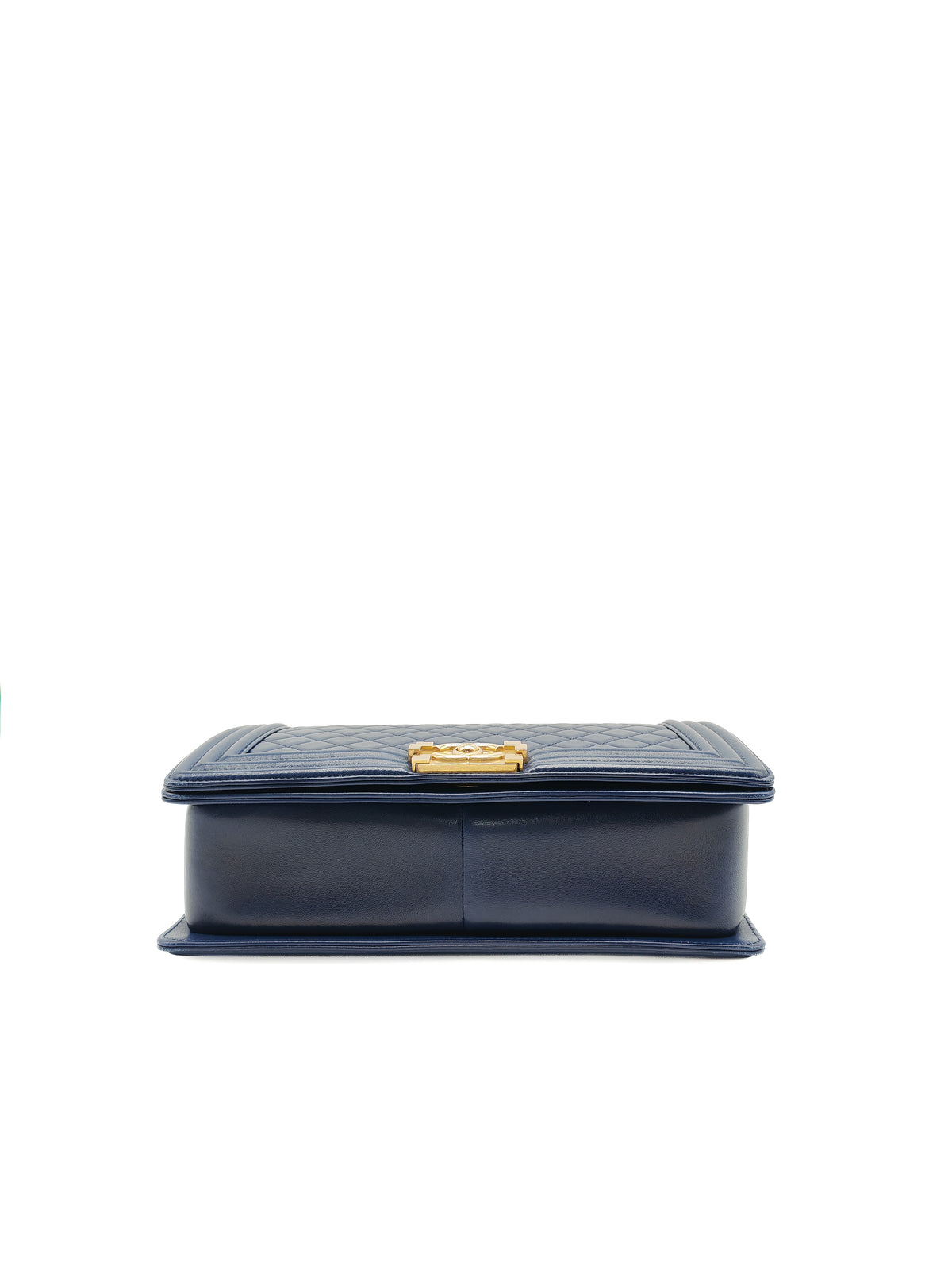 Chanel Boy Old Medium in Blue Quilted Lambskin Leather and Aged Gold Hardware Series 21 | Purse Maison Luxury Bags Shop