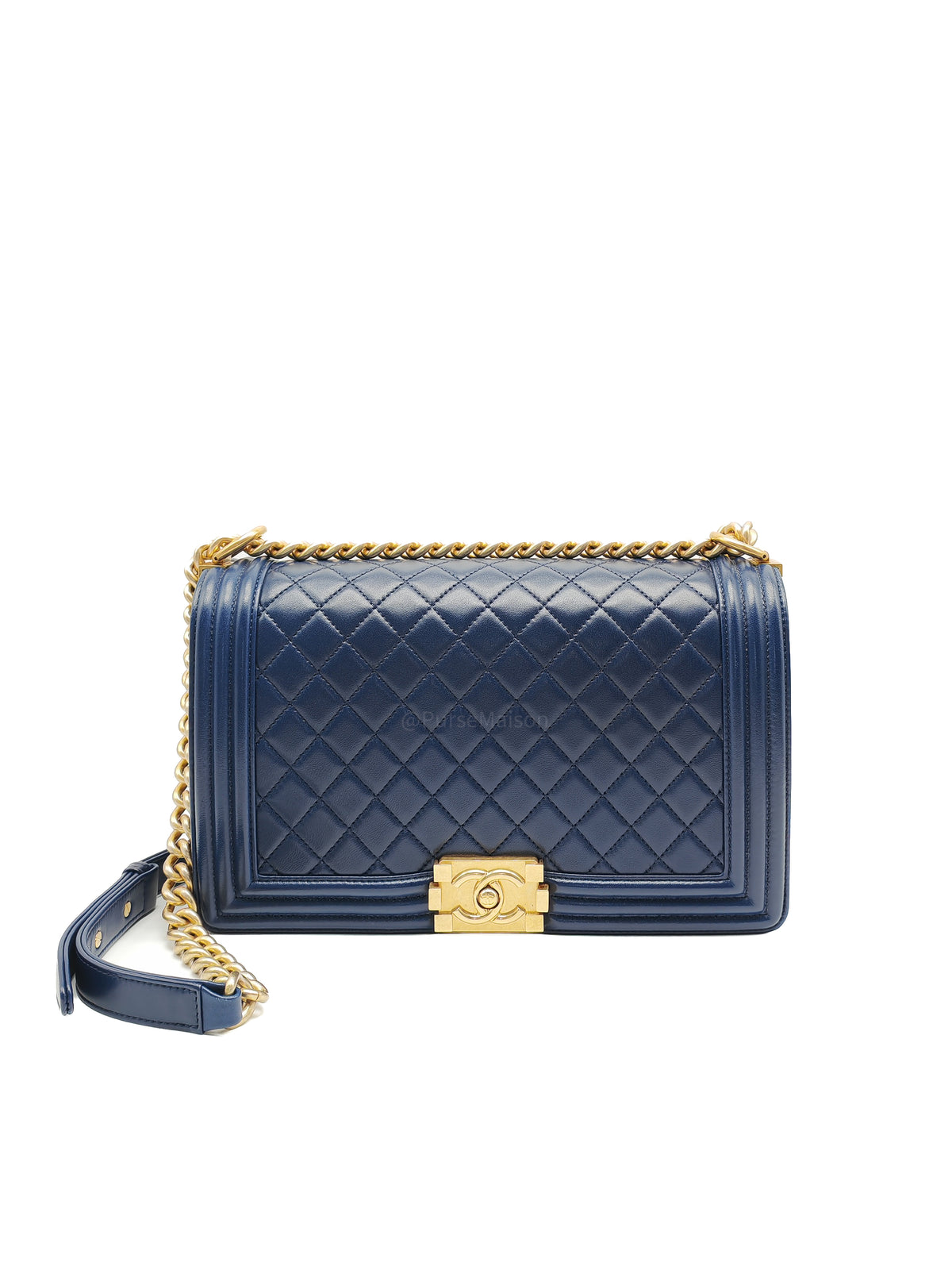 Chanel Boy Old Medium in Blue Quilted Lambskin Leather and Aged Gold Hardware Series 21 | Purse Maison Luxury Bags Shop