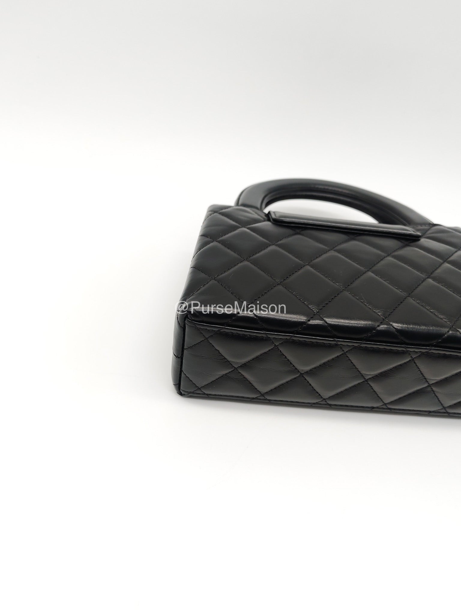 Chanel CC Kelly Shopping Bag Small in Black Shiny Calfskin Leather Aged Gold Hardware (Microchip) | Purse Maison Luxury Bags Shop