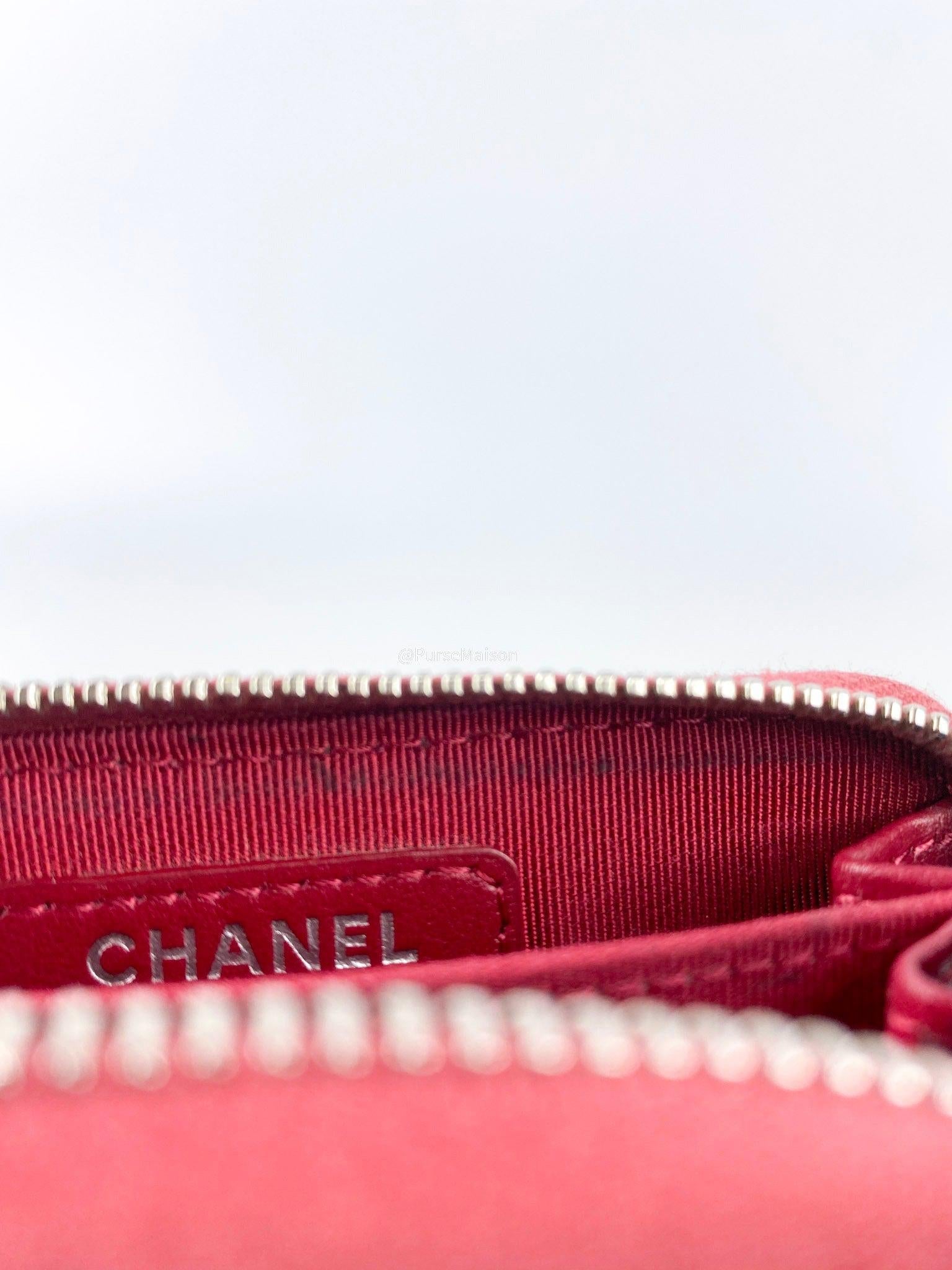 Chanel Chanel Zip Card holder Red Caviar and Silver Hardware Series 26