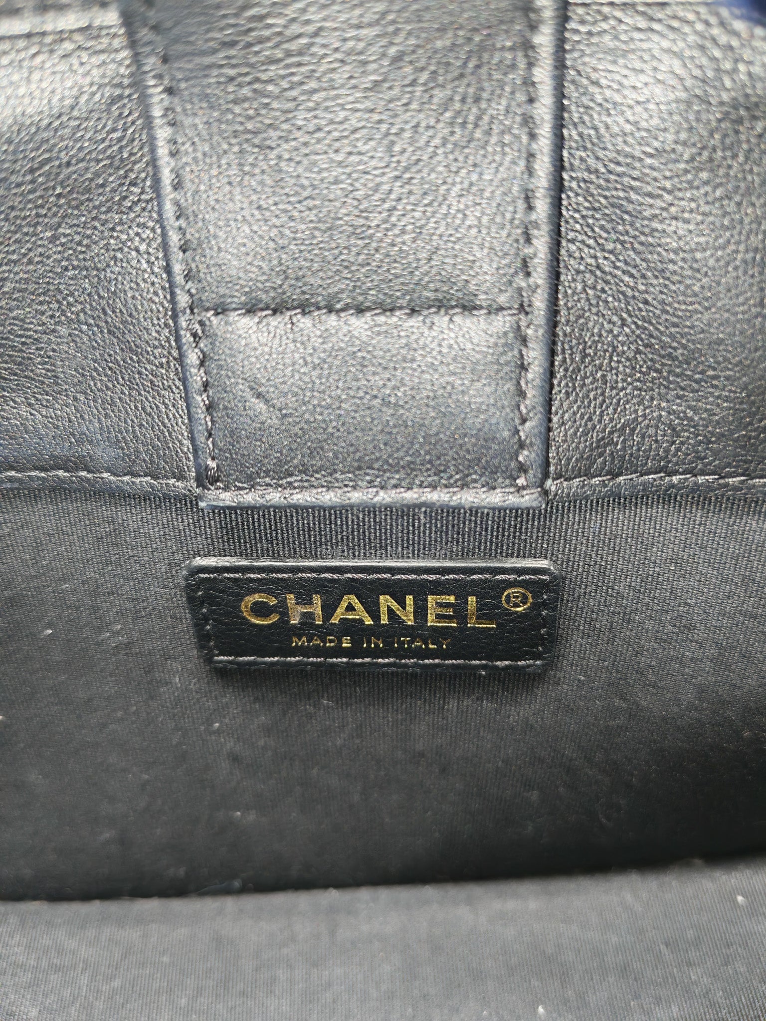 Chanel Curvy Mood Hobo Bag in Black Quilted Calfskin Leather and Aged Gold Hardware Microchip | Purse Maison Luxury Bags Shop