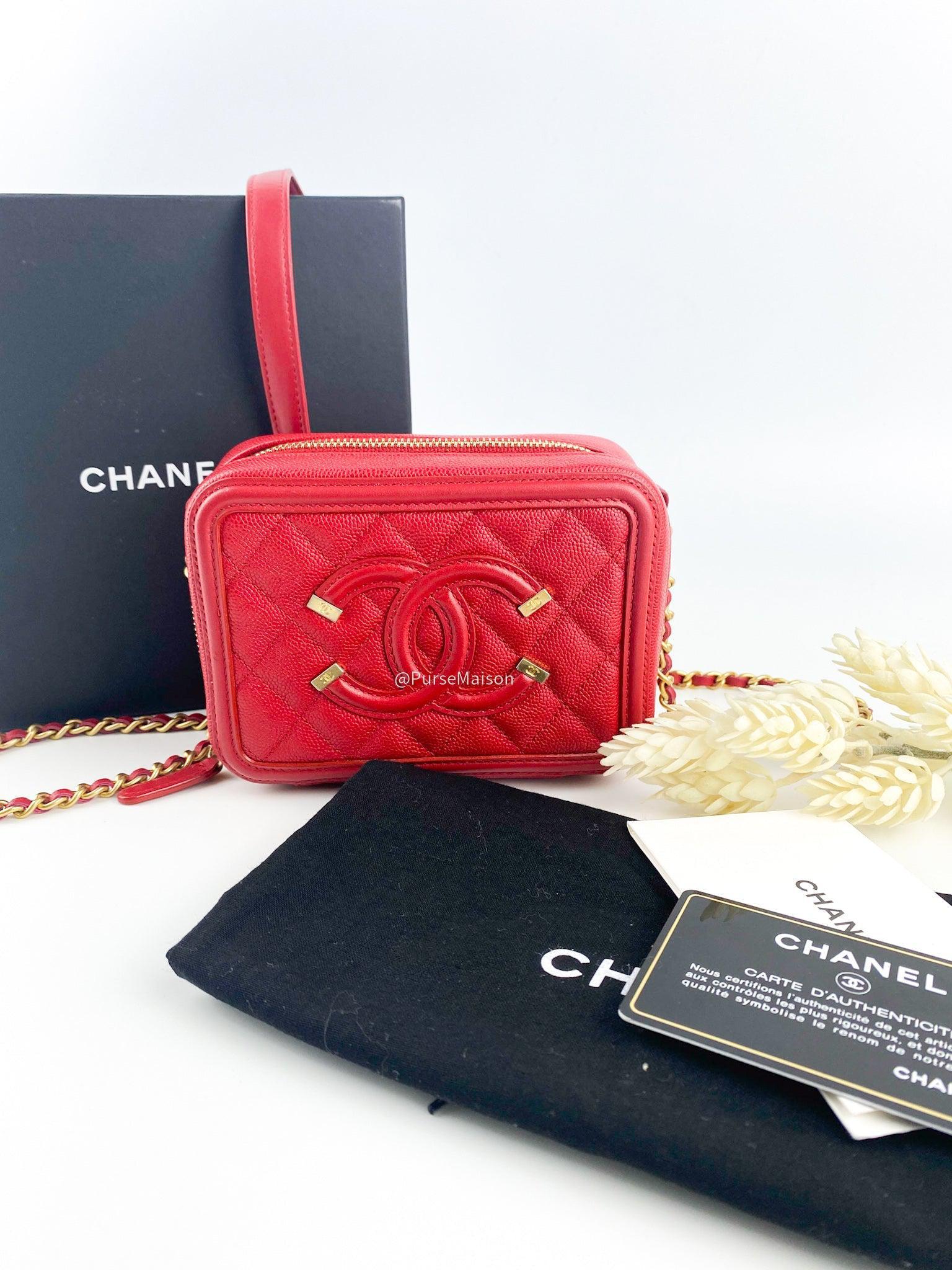 CHANEL ★ Chanel CC Caviar Vanity Bag Red CHANEL Vanity Case Filigree CC Caviar Quilted Shoulder Bag