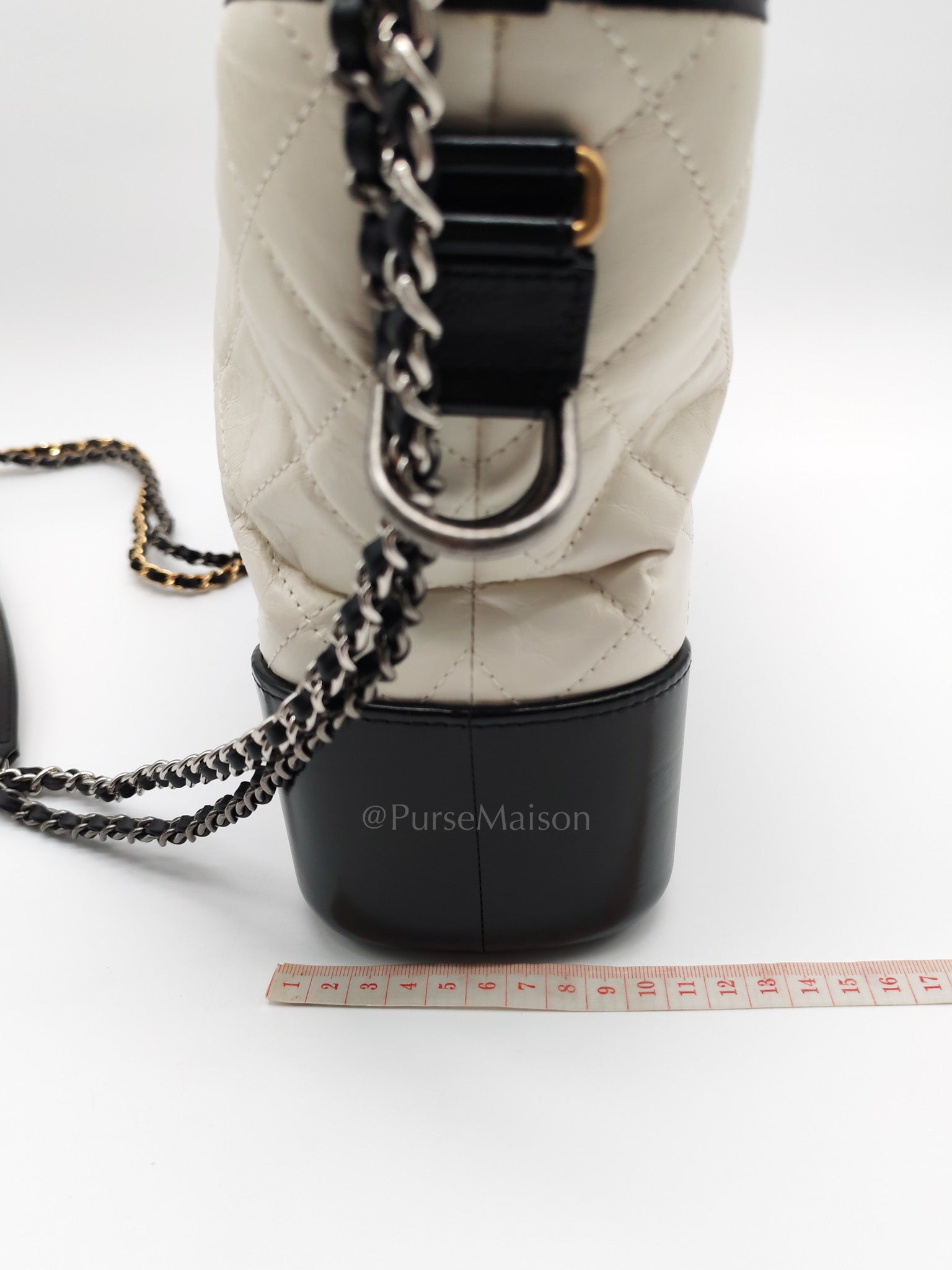 Gabrielle Hobo Old Medium (Large) in White Quilted Distressed Calfskin & Mixed Hardware (Series 25) | Purse Maison Luxury Bags Shop