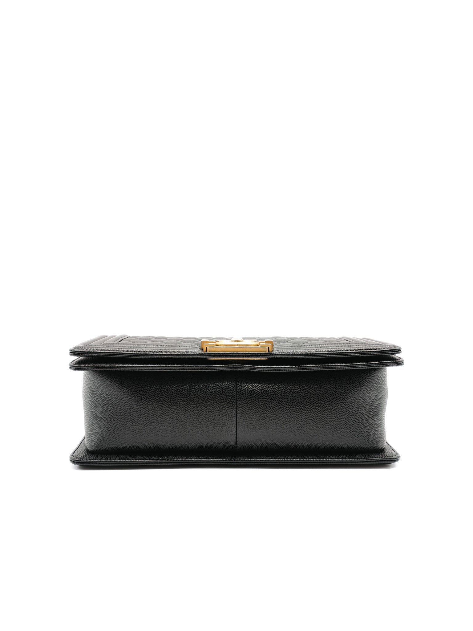 Le Boy Medium in Black Caviar Leather & Aged Gold Hardware (Microchip) | Purse Maison Luxury Bags Shop