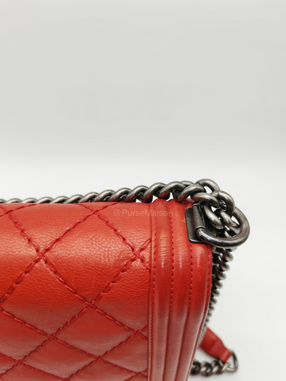 Chanel Le Boy New Medium in Red Diamond Stitch Calfskin Leather Ruthenium Hardware (Series 18) | Purse Maison Luxury Bags Shop