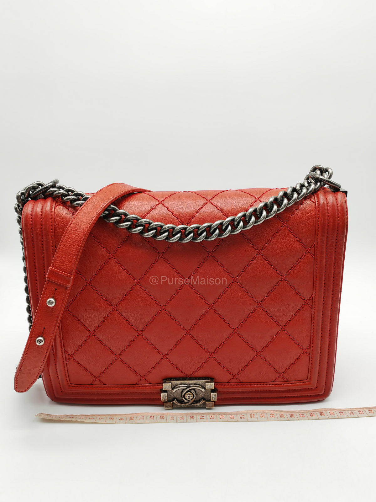 Chanel Le Boy New Medium in Red Diamond Stitch Calfskin Leather Ruthenium Hardware (Series 18) | Purse Maison Luxury Bags Shop