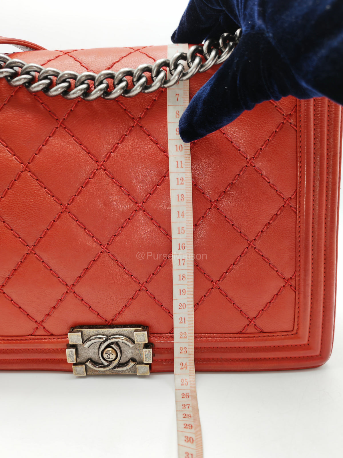 Chanel Le Boy New Medium in Red Diamond Stitch Calfskin Leather Ruthenium Hardware (Series 18) | Purse Maison Luxury Bags Shop