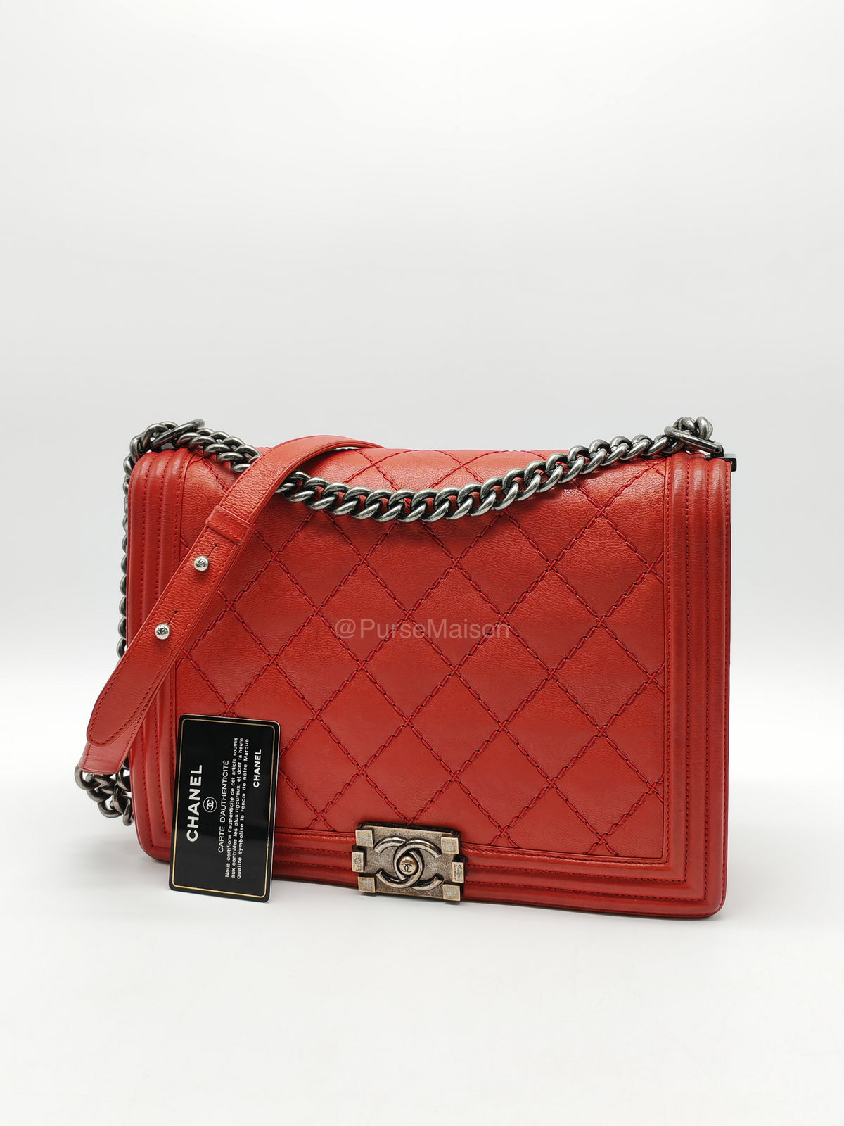 Chanel Le Boy New Medium in Red Diamond Stitch Calfskin Leather Ruthenium Hardware (Series 18) | Purse Maison Luxury Bags Shop