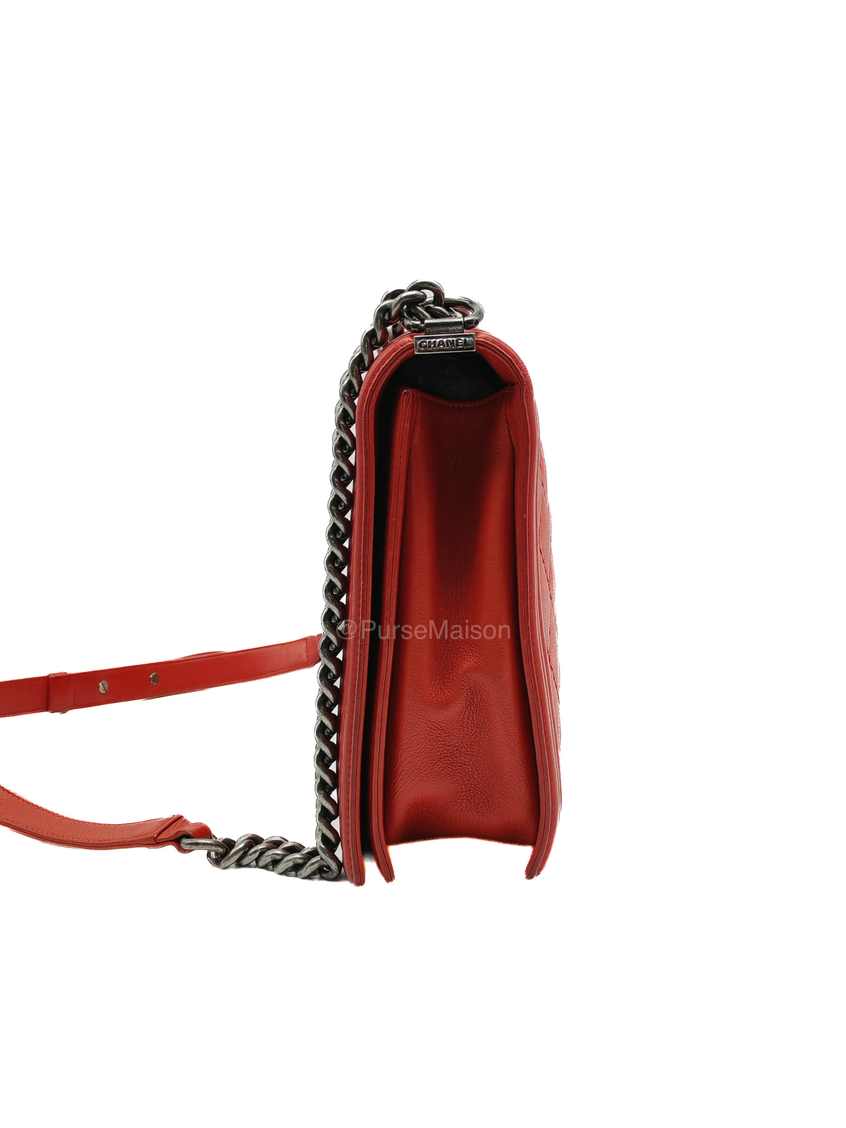 Chanel Le Boy New Medium in Red Diamond Stitch Calfskin Leather Ruthenium Hardware (Series 18) | Purse Maison Luxury Bags Shop