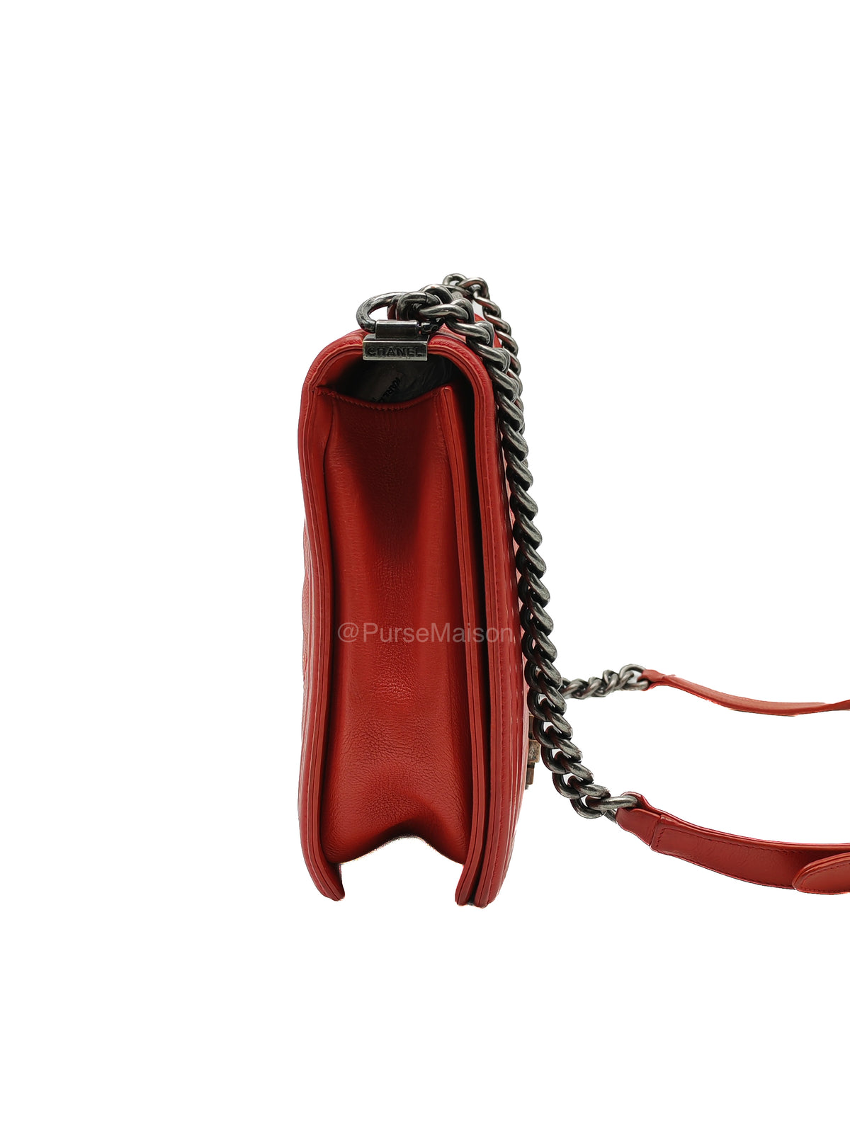 Chanel Le Boy New Medium in Red Diamond Stitch Calfskin Leather Ruthenium Hardware (Series 18) | Purse Maison Luxury Bags Shop