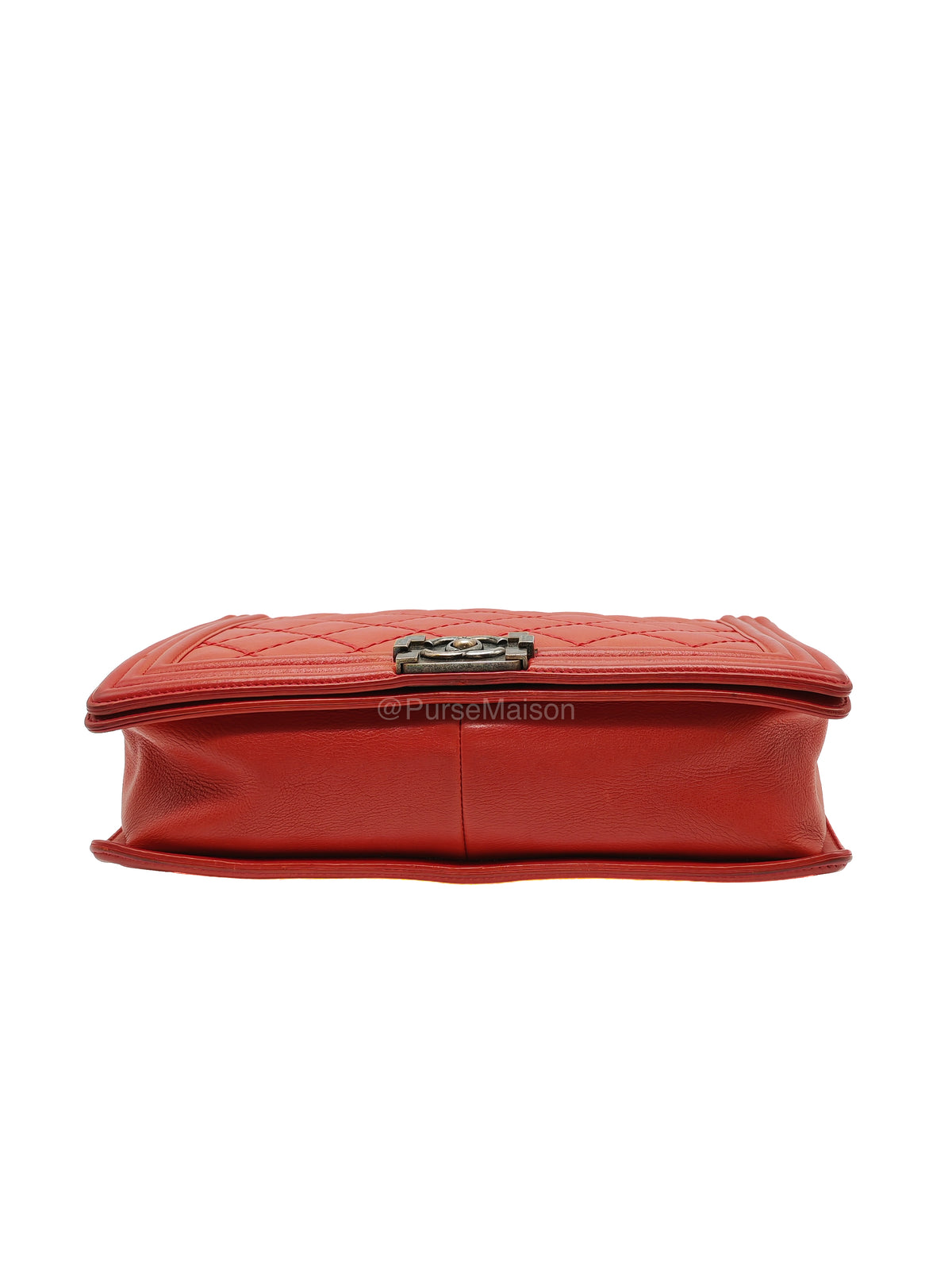 Chanel Le Boy New Medium in Red Diamond Stitch Calfskin Leather Ruthenium Hardware (Series 18) | Purse Maison Luxury Bags Shop