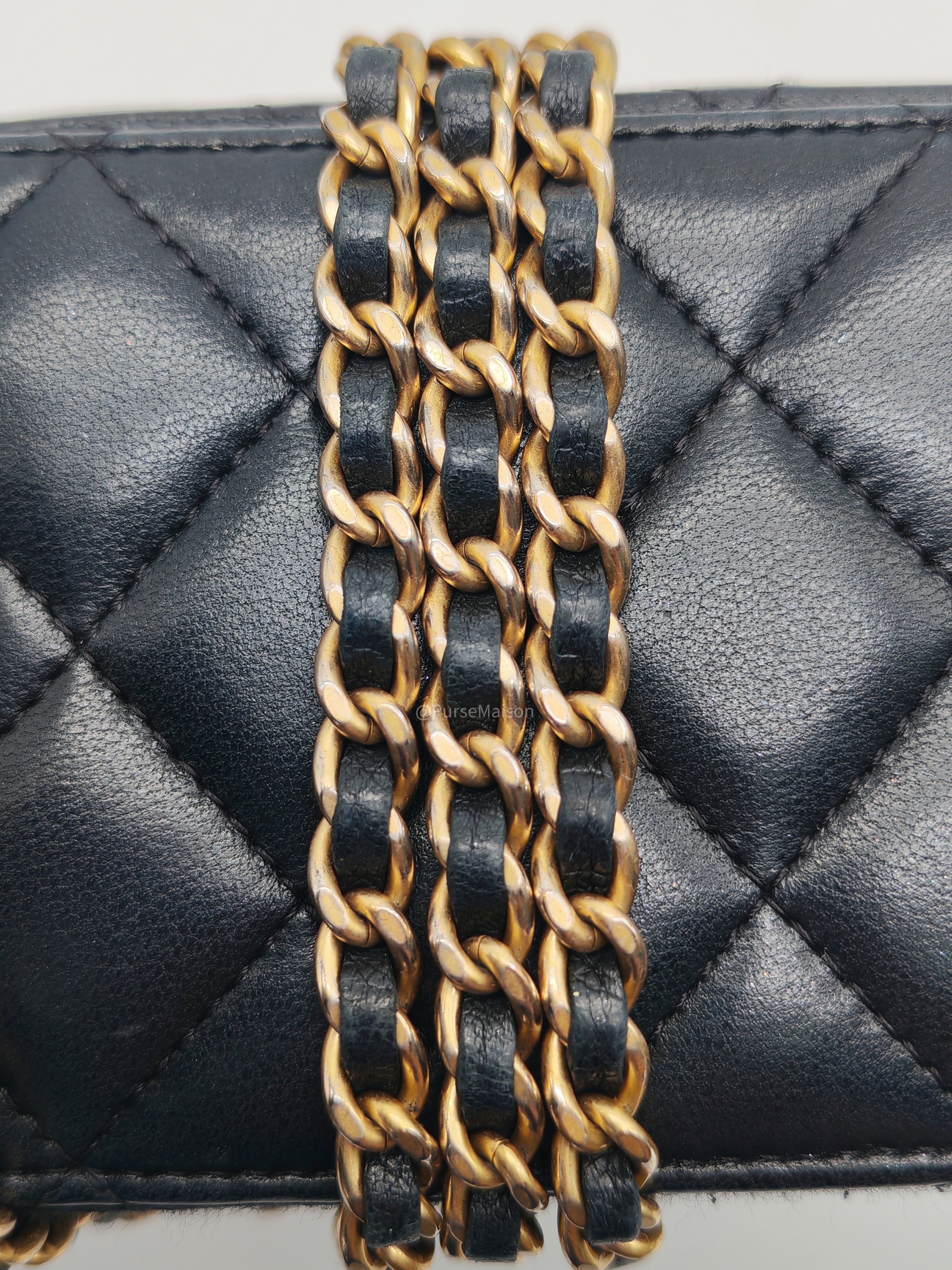 Chanel Pearl Crush Vanity Case Small in Navy Blue Lambskin Leather and Gold Hardware Series 31 | Purse Maison Luxury Bags Shop