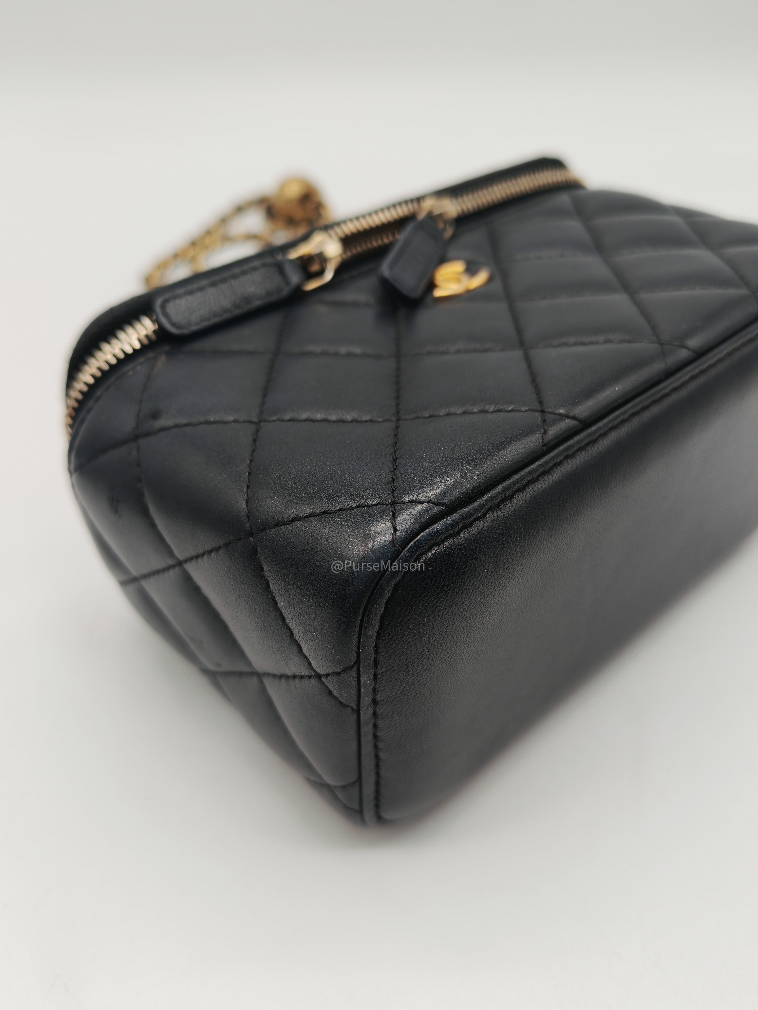 Chanel Pearl Crush Vanity Case Small in Navy Blue Lambskin Leather and Gold Hardware Series 31 | Purse Maison Luxury Bags Shop