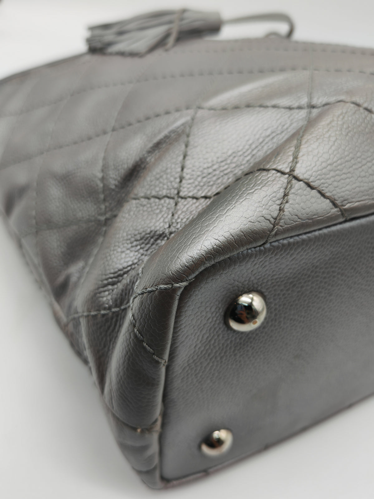 Chanel Shopping Fever Tote Bag in Silver Metallic Caviar Leather and Silver Hardware Series 20 | Purse Maison Luxury Bags Shop