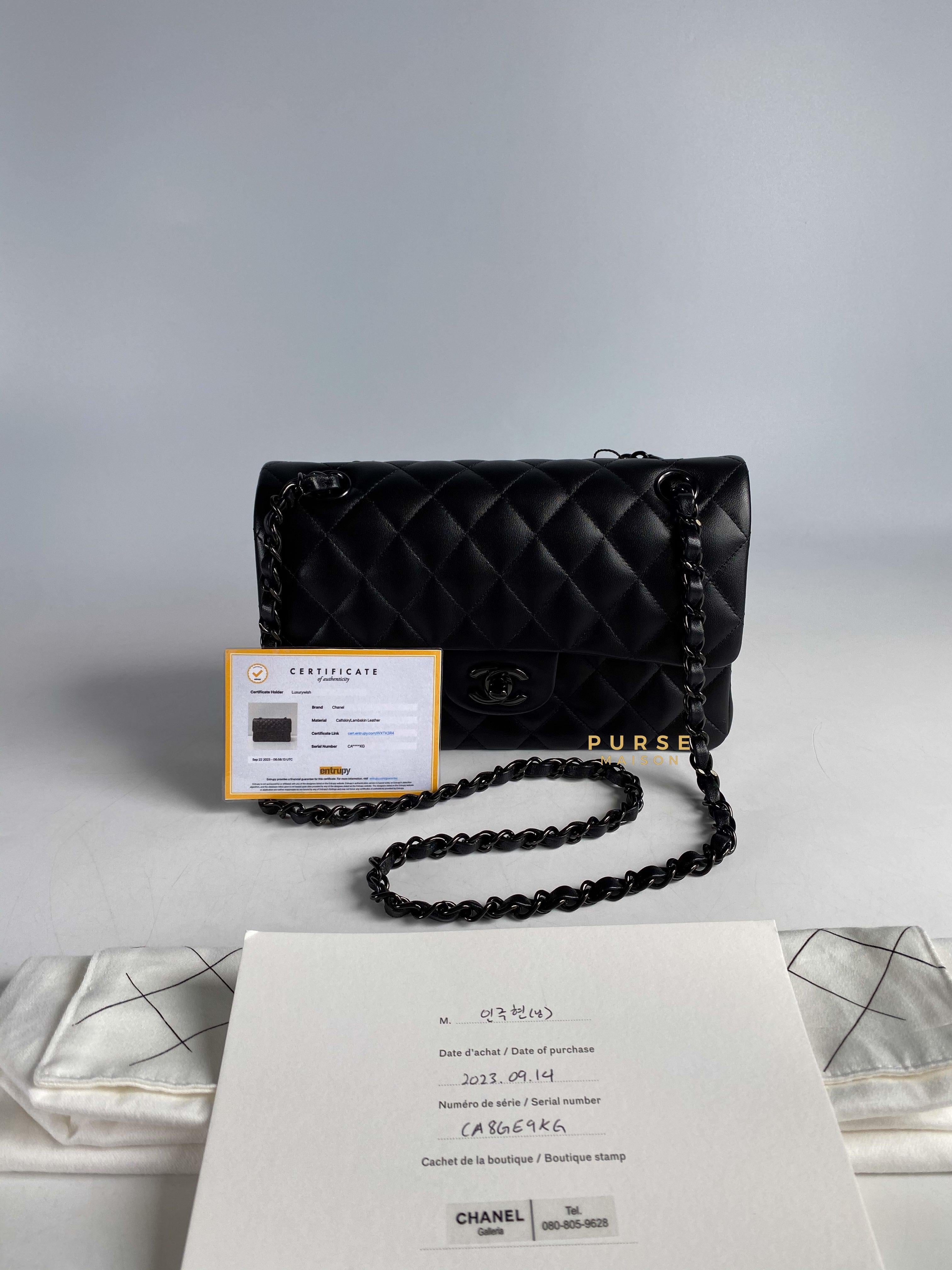 Chanel classic so black online