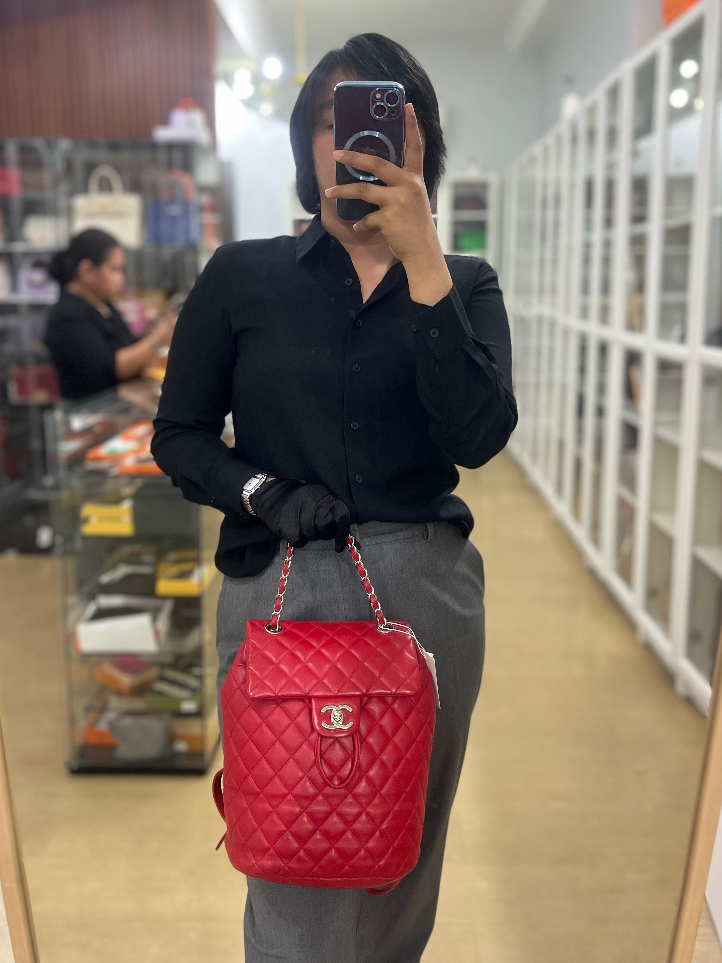 Urban Spirit Red Lambskin Leather and Silver Hardware Series 22 | Purse Maison Luxury Bags Shop