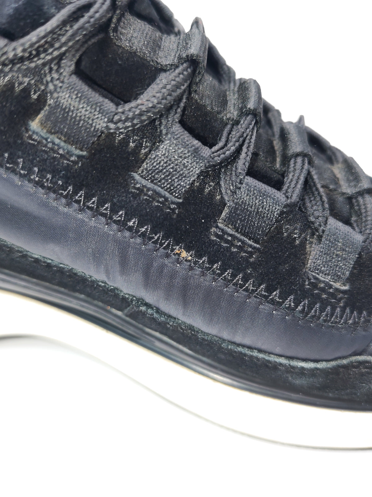 Chanel Velvet Calfskin Mixed Fibers CC Running Sneakers Size 37.5 EU (23.5 cm) | Purse Maison Luxury Bags Shop