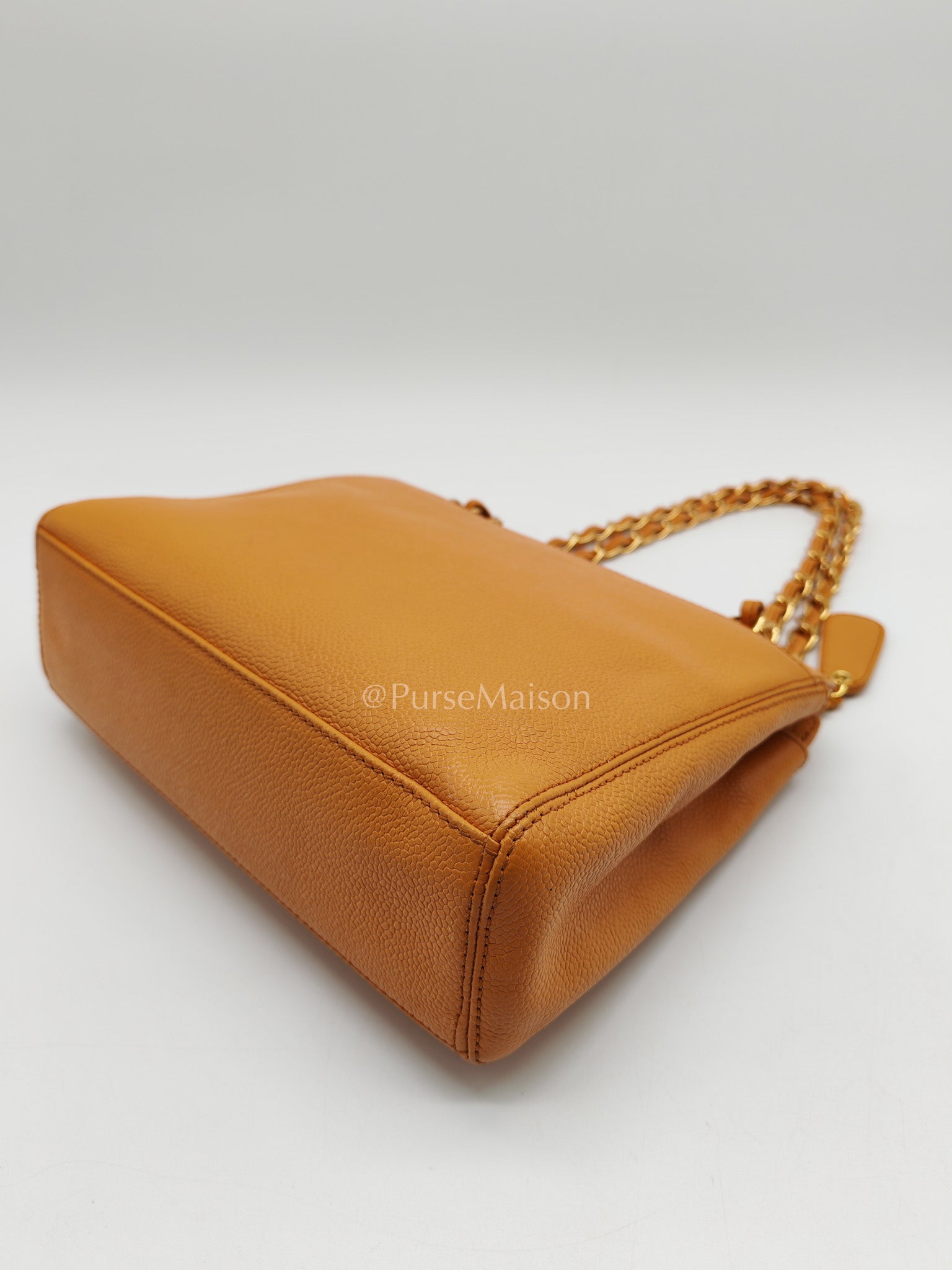 Chanel Vintage Chain Tote Bag in Orange Caviar Leather and Gold Hardware Series 5 | Purse Maison Luxury Bags Shop