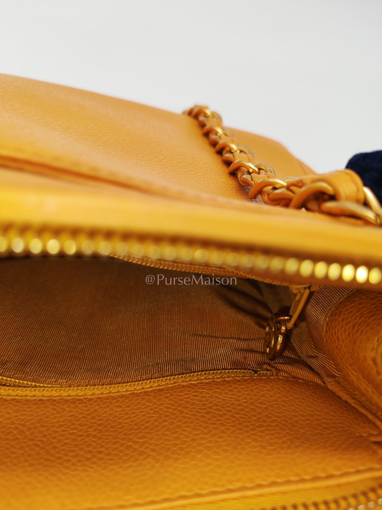 Chanel Vintage Chain Tote Bag in Orange Caviar Leather and Gold Hardware Series 5 | Purse Maison Luxury Bags Shop