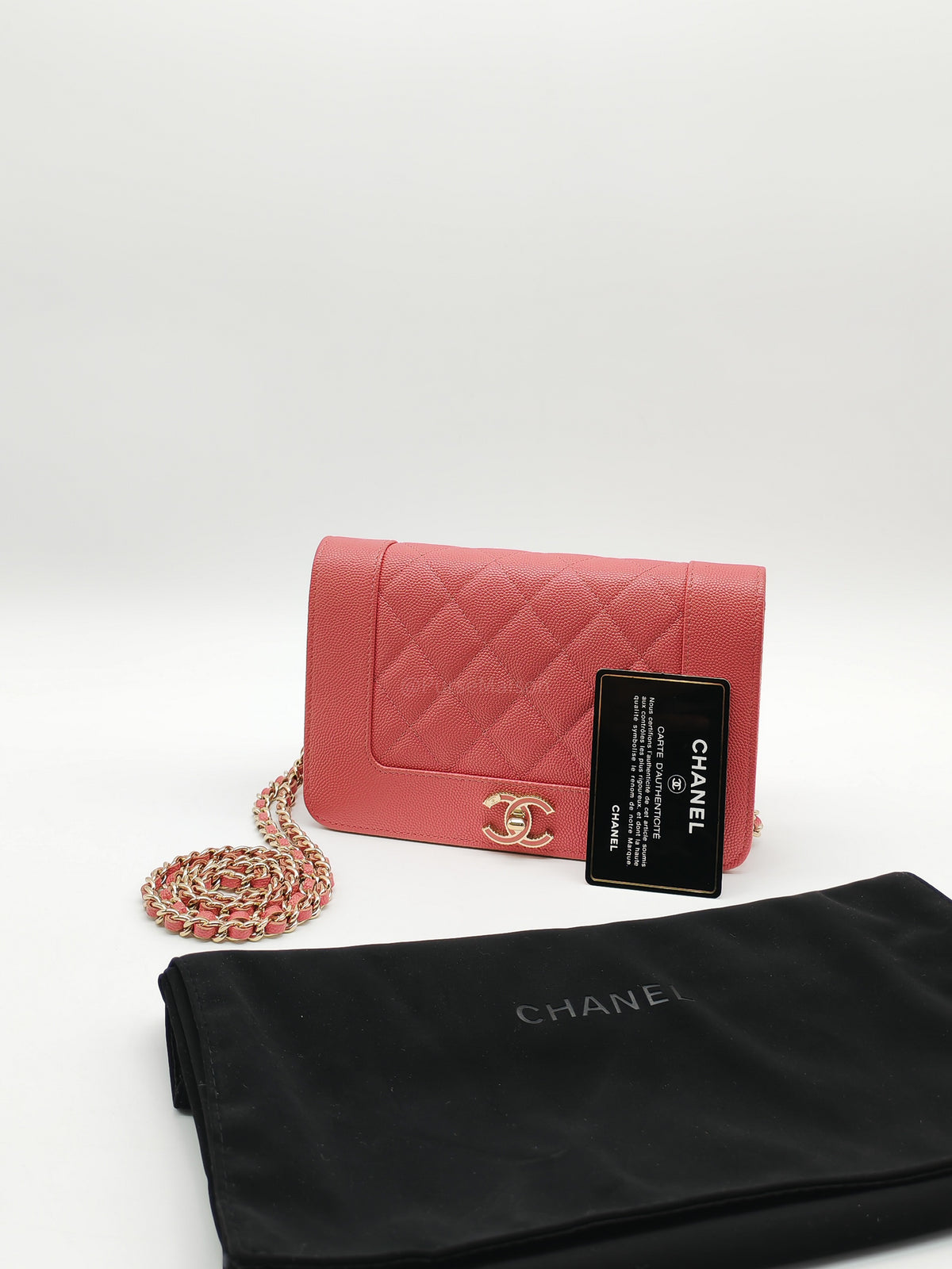 Chanel Vintage Mademoiselle Wallet on Chain in Pink Caviar Quilted Light Gold Hardware (Series 28) | Purse Maison Luxury Bags Shop